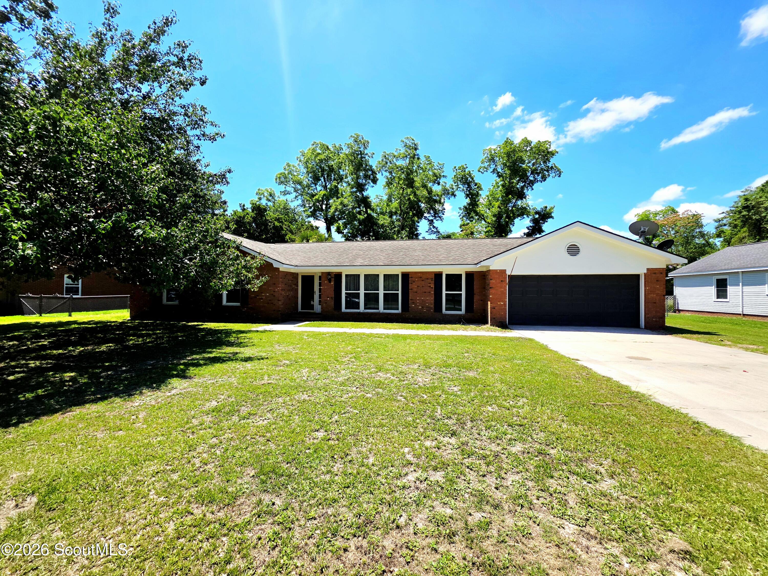 904 Orchard Lane — photo