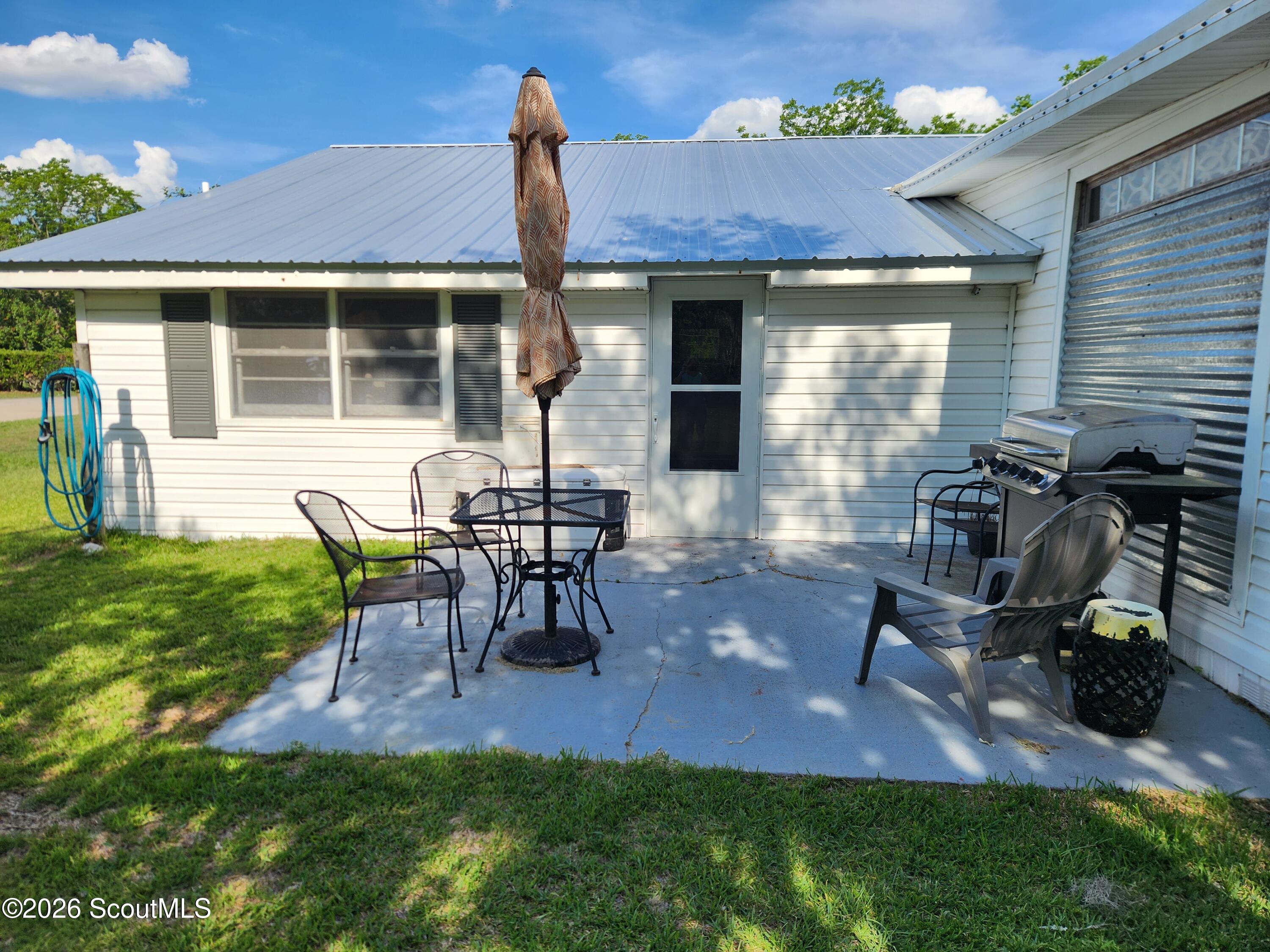 327 Anita Street — photo