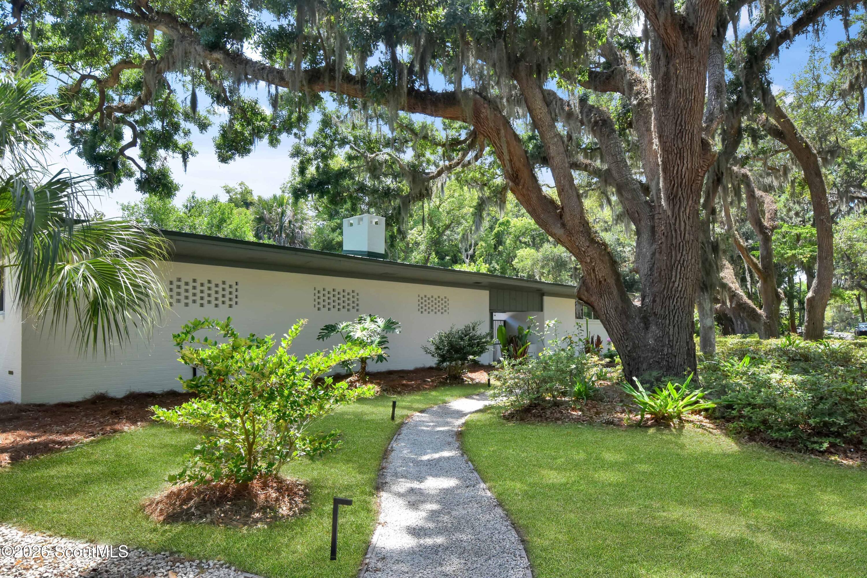 101 Druid Oaks Lane — photo
