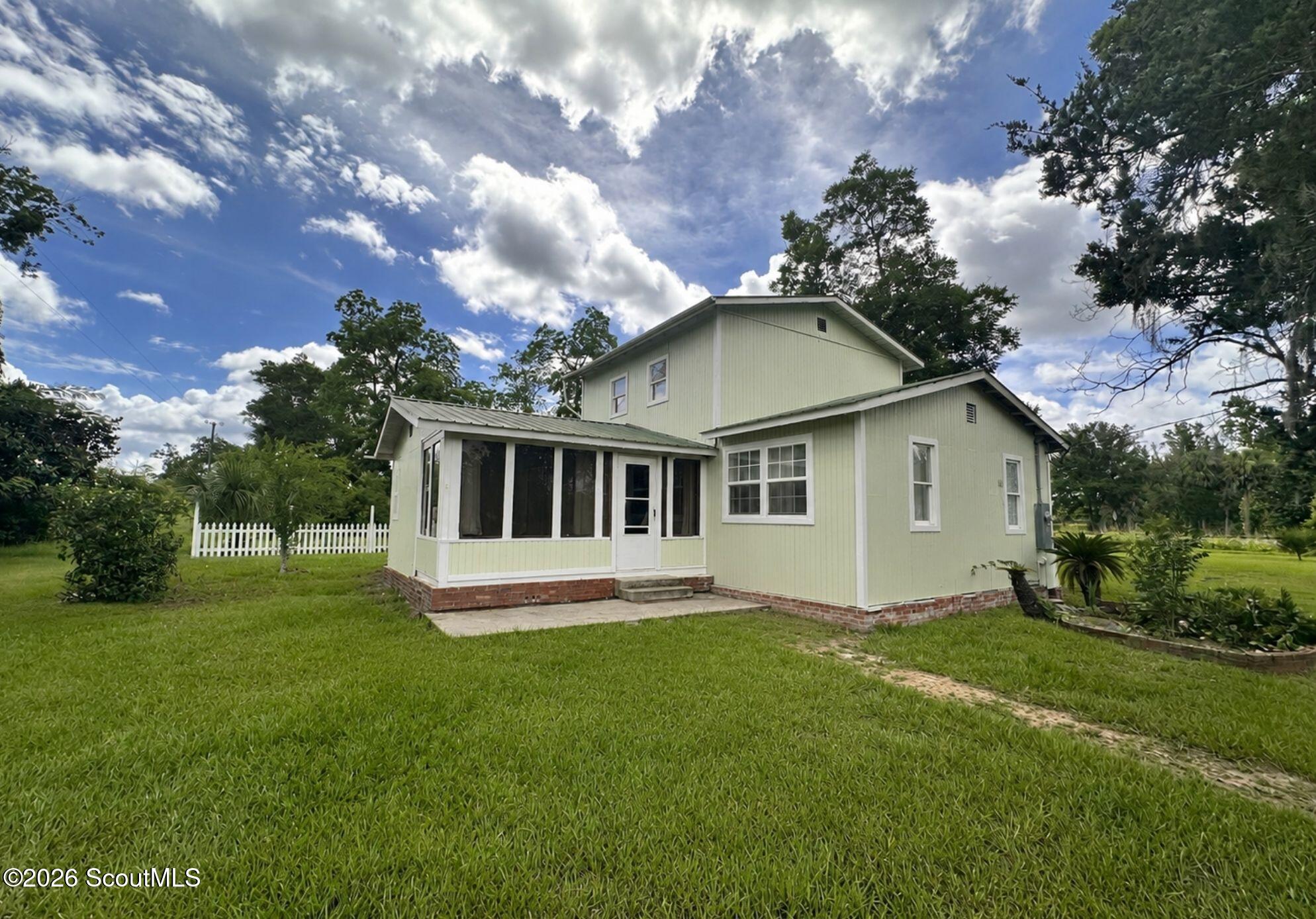 6285 Pond Street — photo