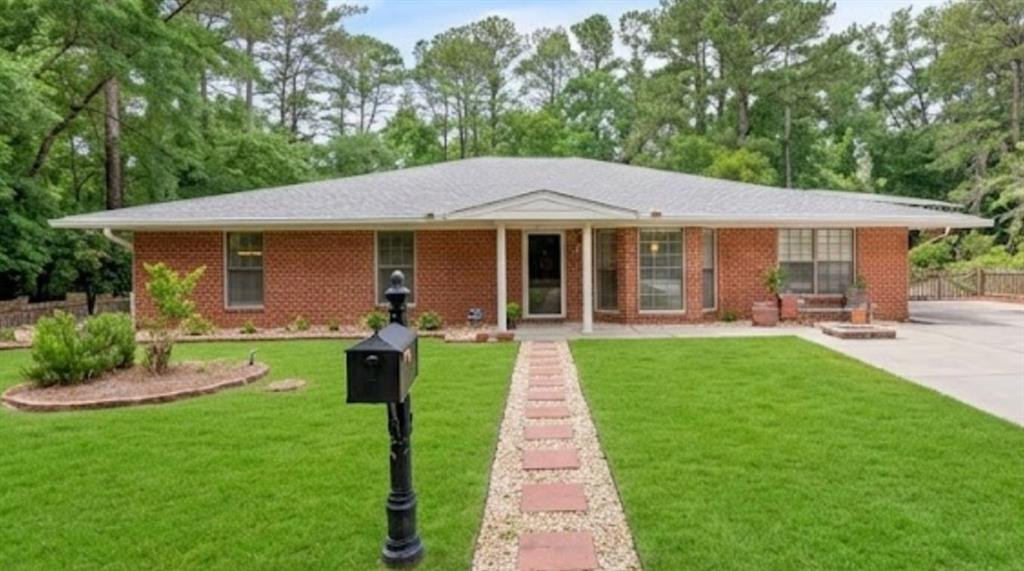 1001 Poppell Drive — photo