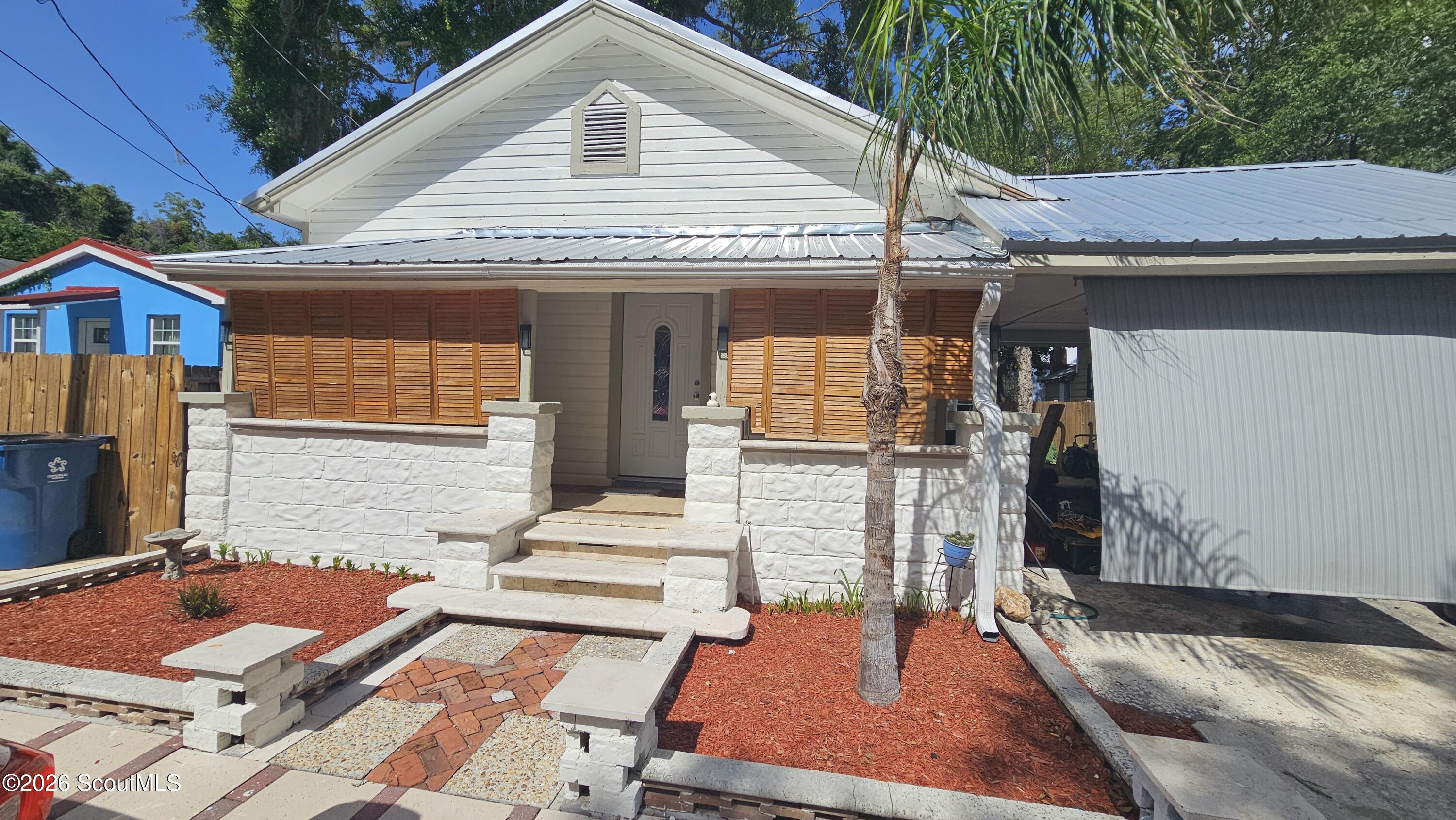 912 Amherst Street — photo