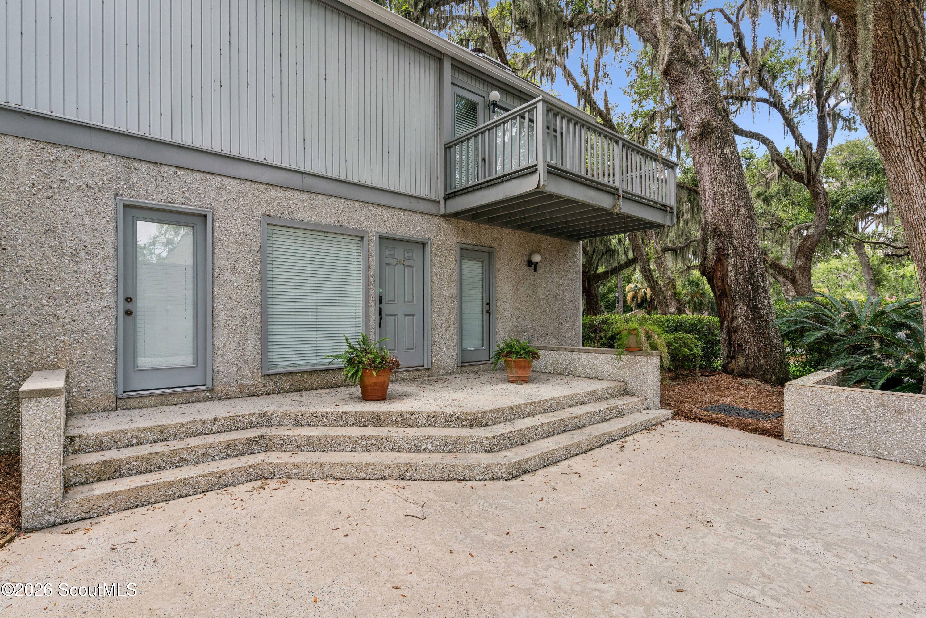 665 N Golf Villa Road — photo