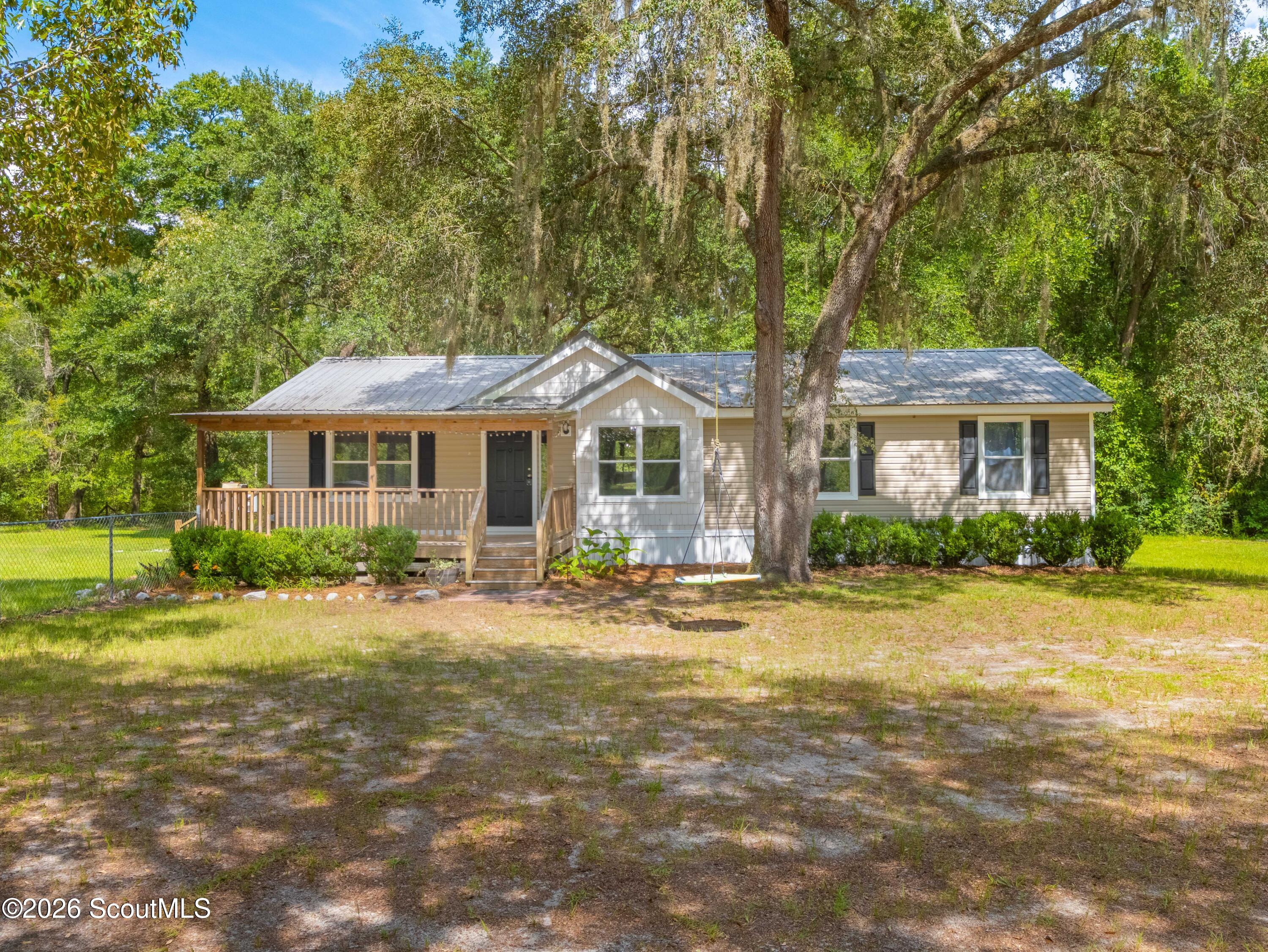 605 Birchwood Road — photo
