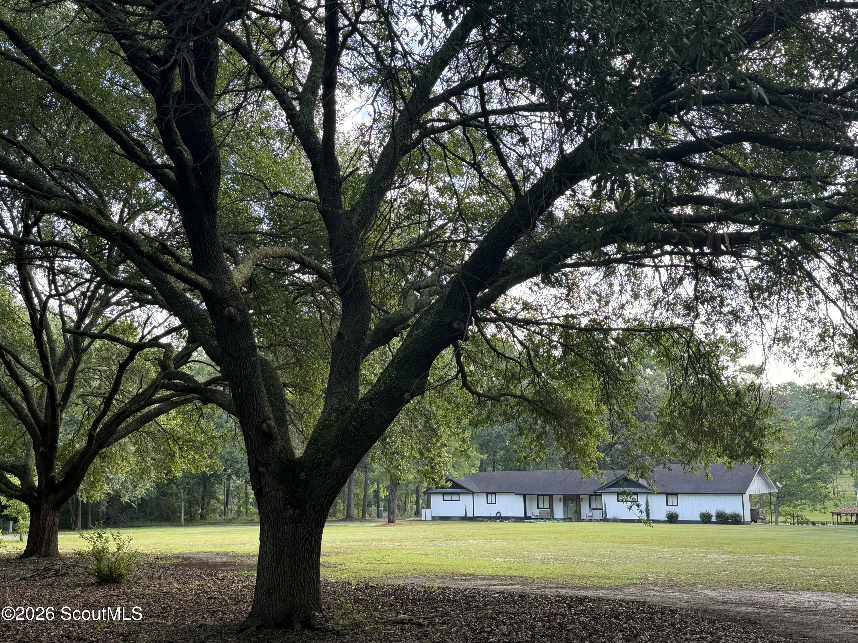 130 Austin Court — photo