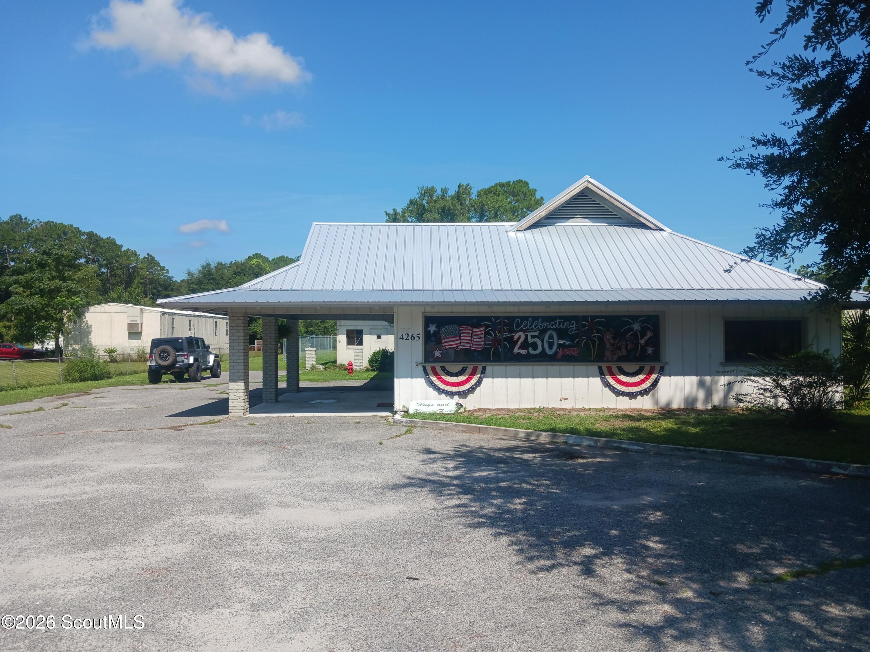 4265 US-17 — photo