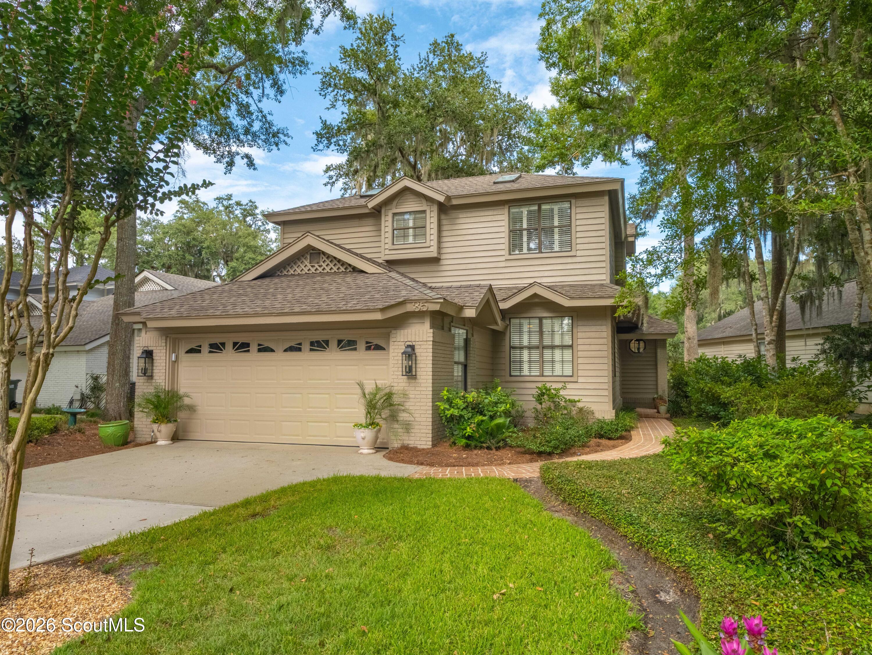 35 E Bay Tree Court E — photo