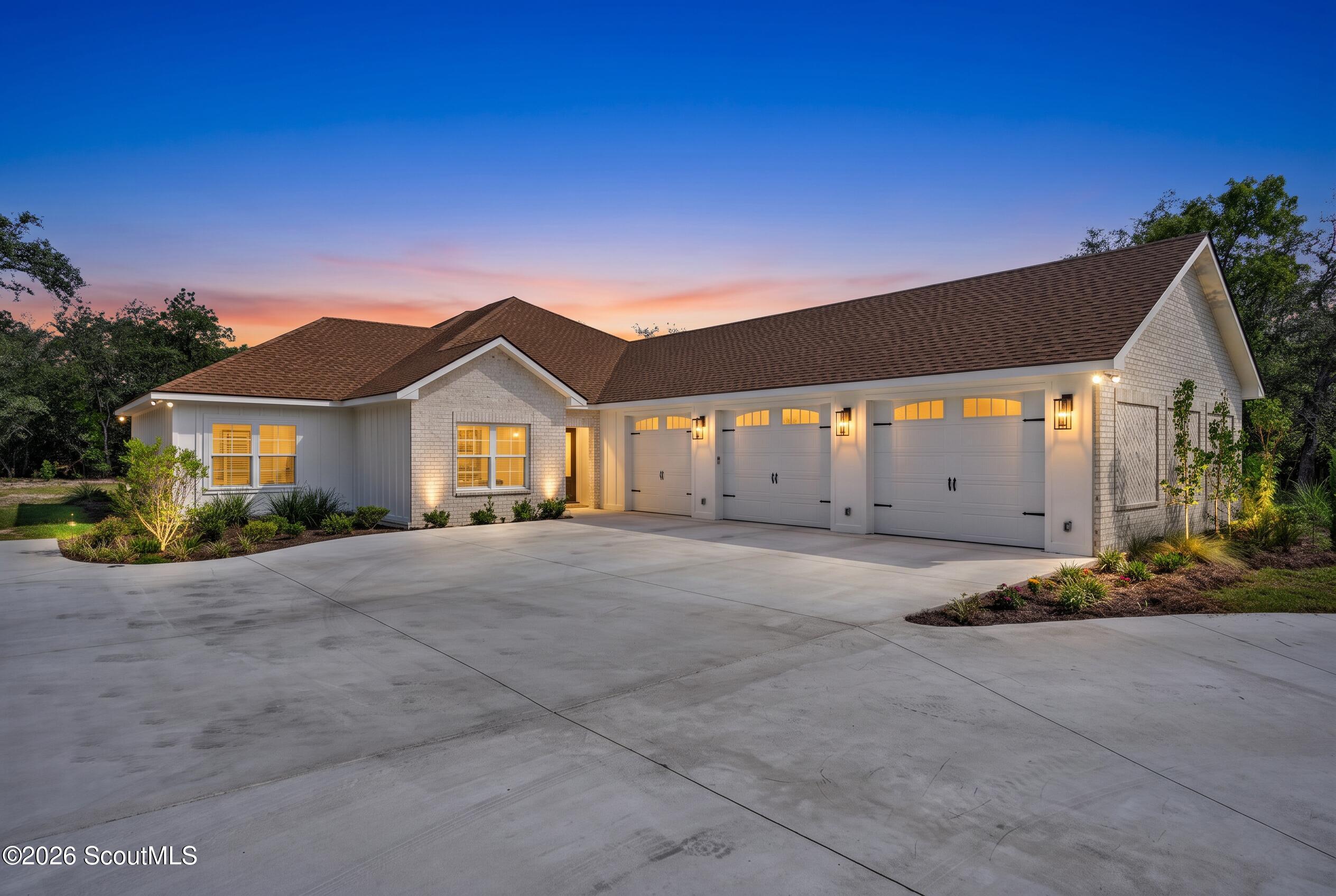 1455 Ridgewood Drive — photo