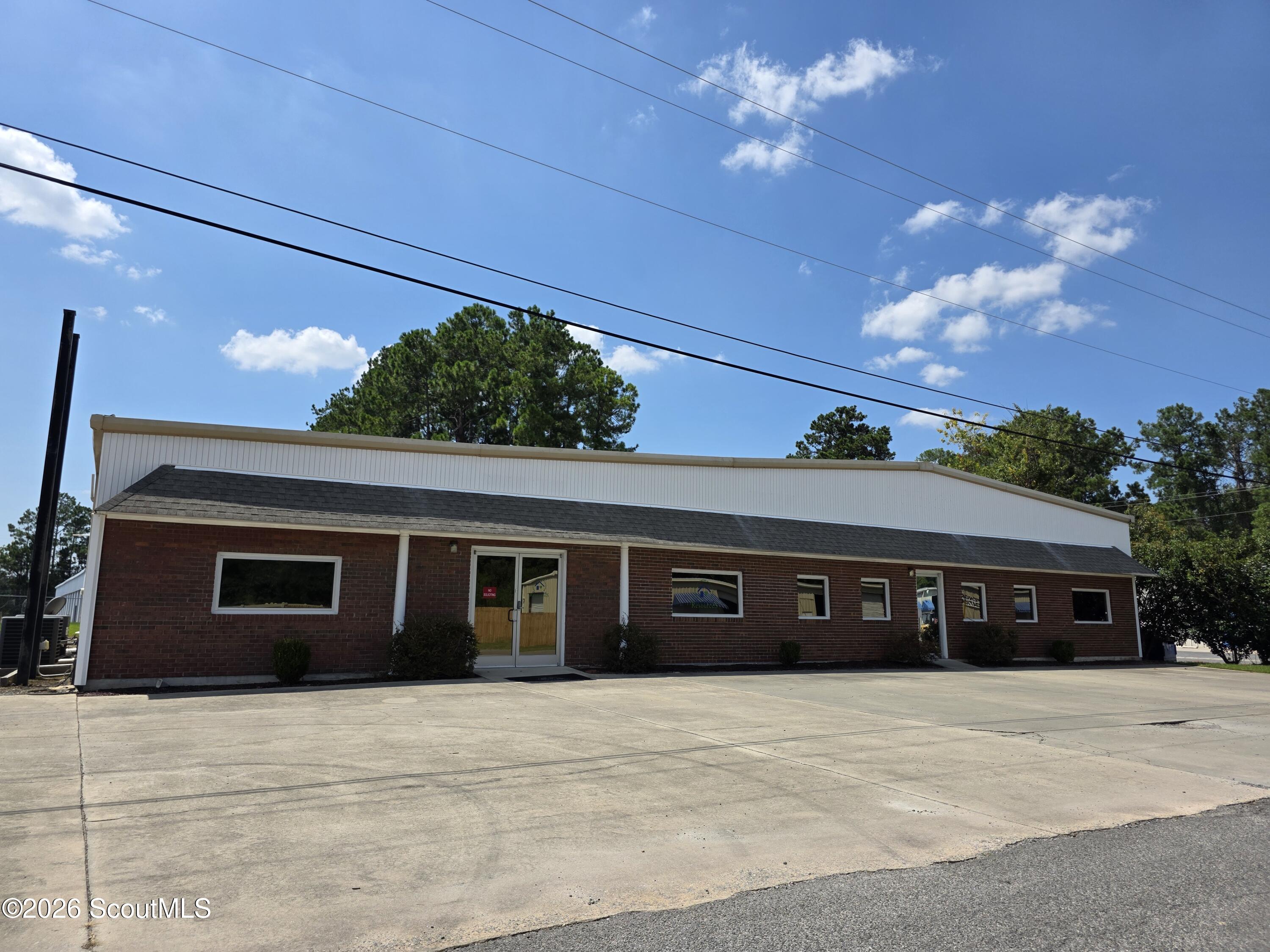 93 Vickers Road — photo