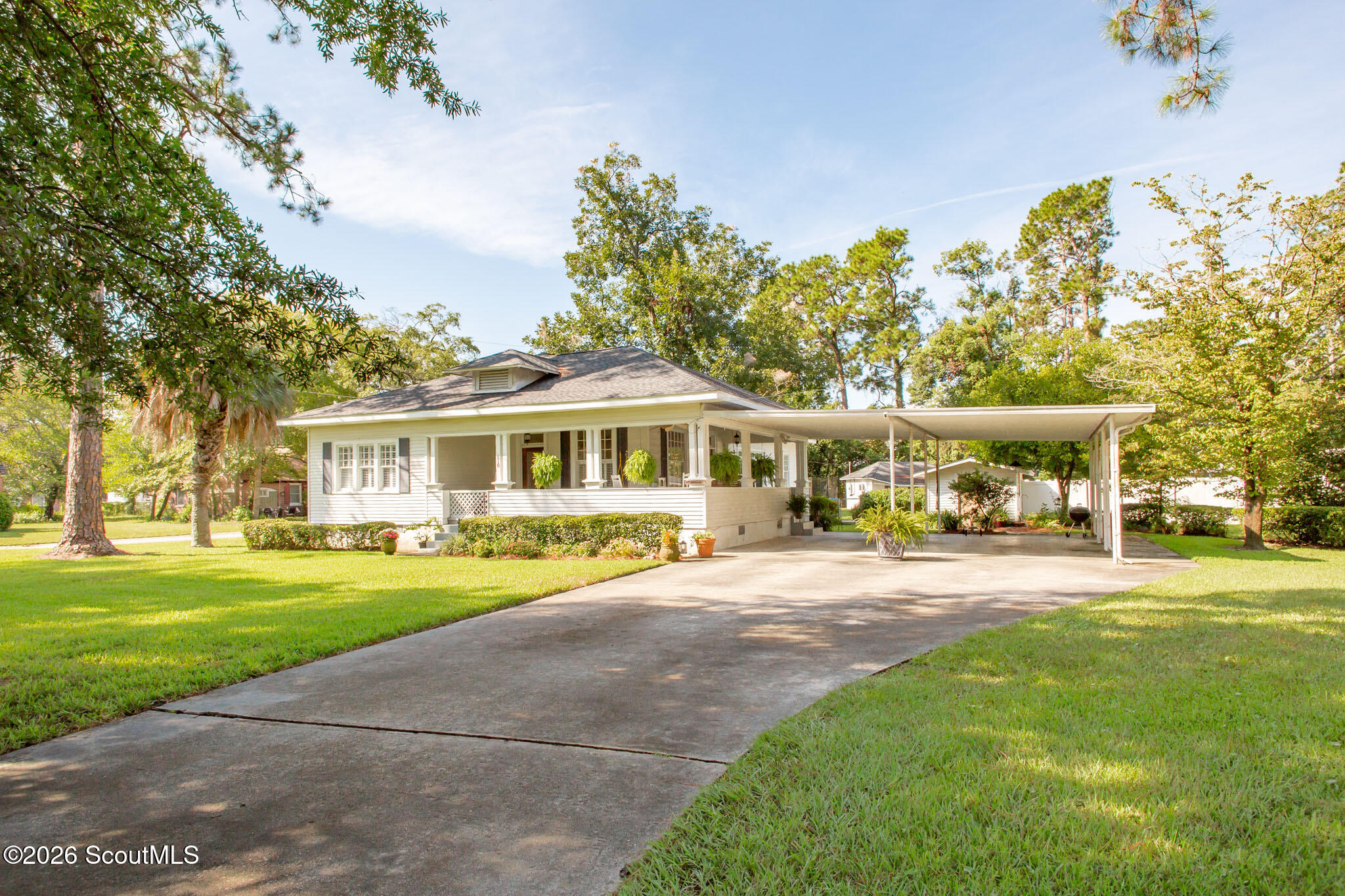 510 Magnolia Drive — photo