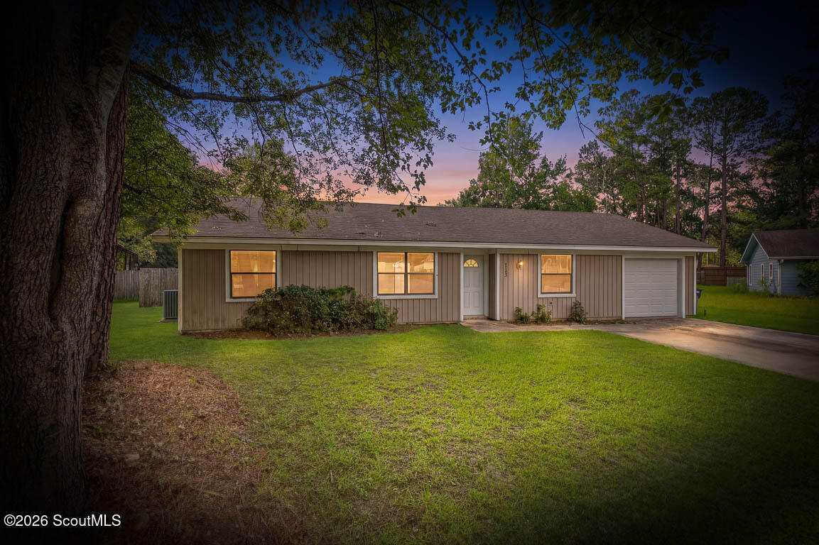 113 Pineneedle Court — photo