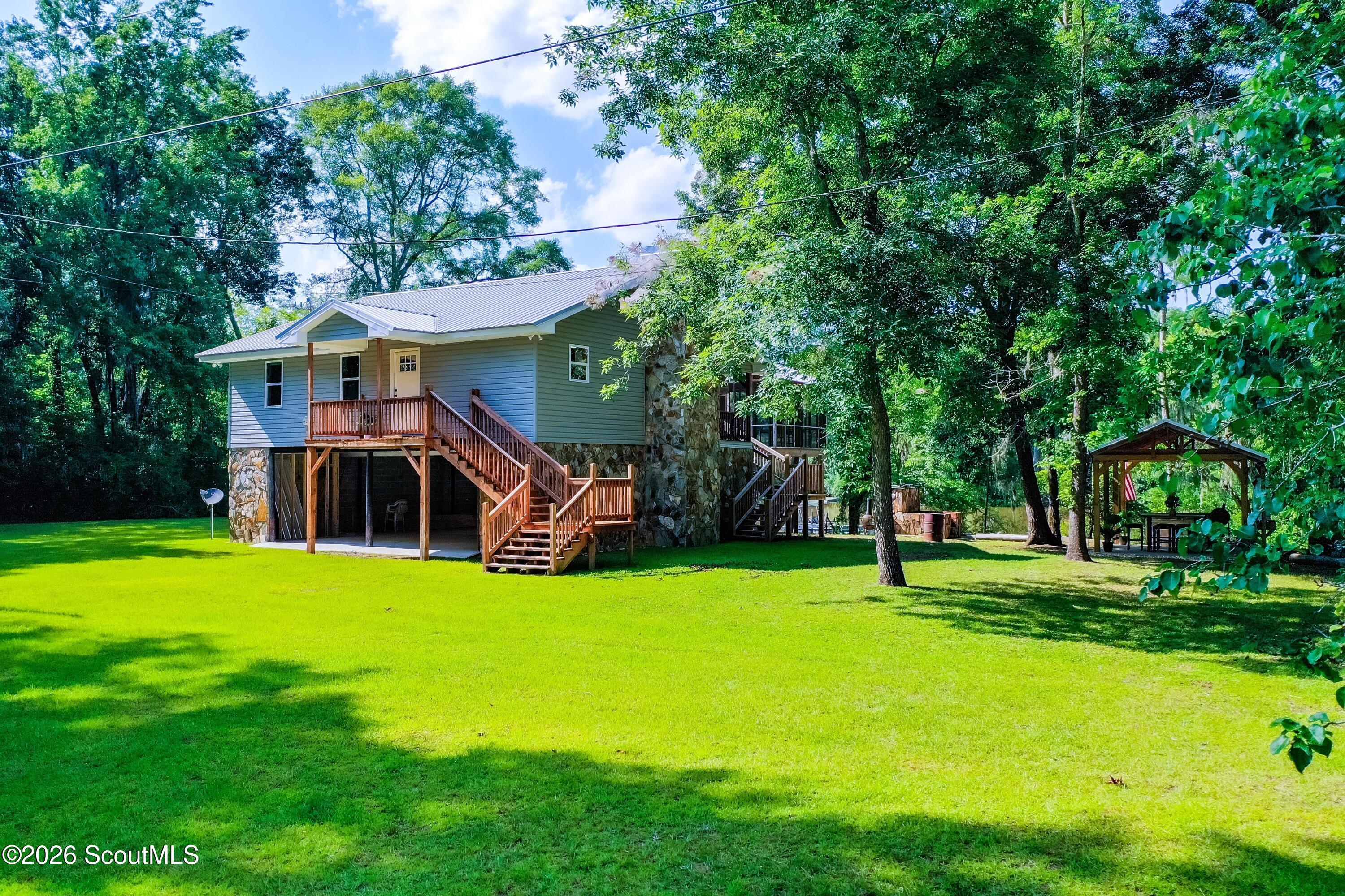 507 Half Moon Lake Road — photo