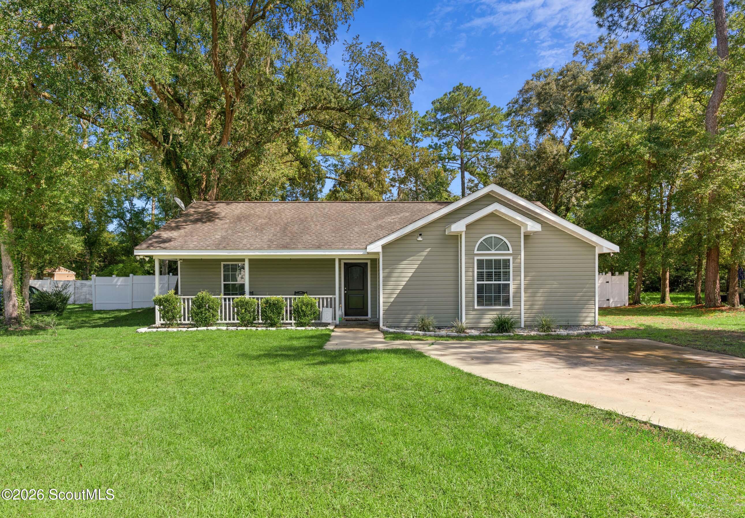 204 Callie Circle — photo