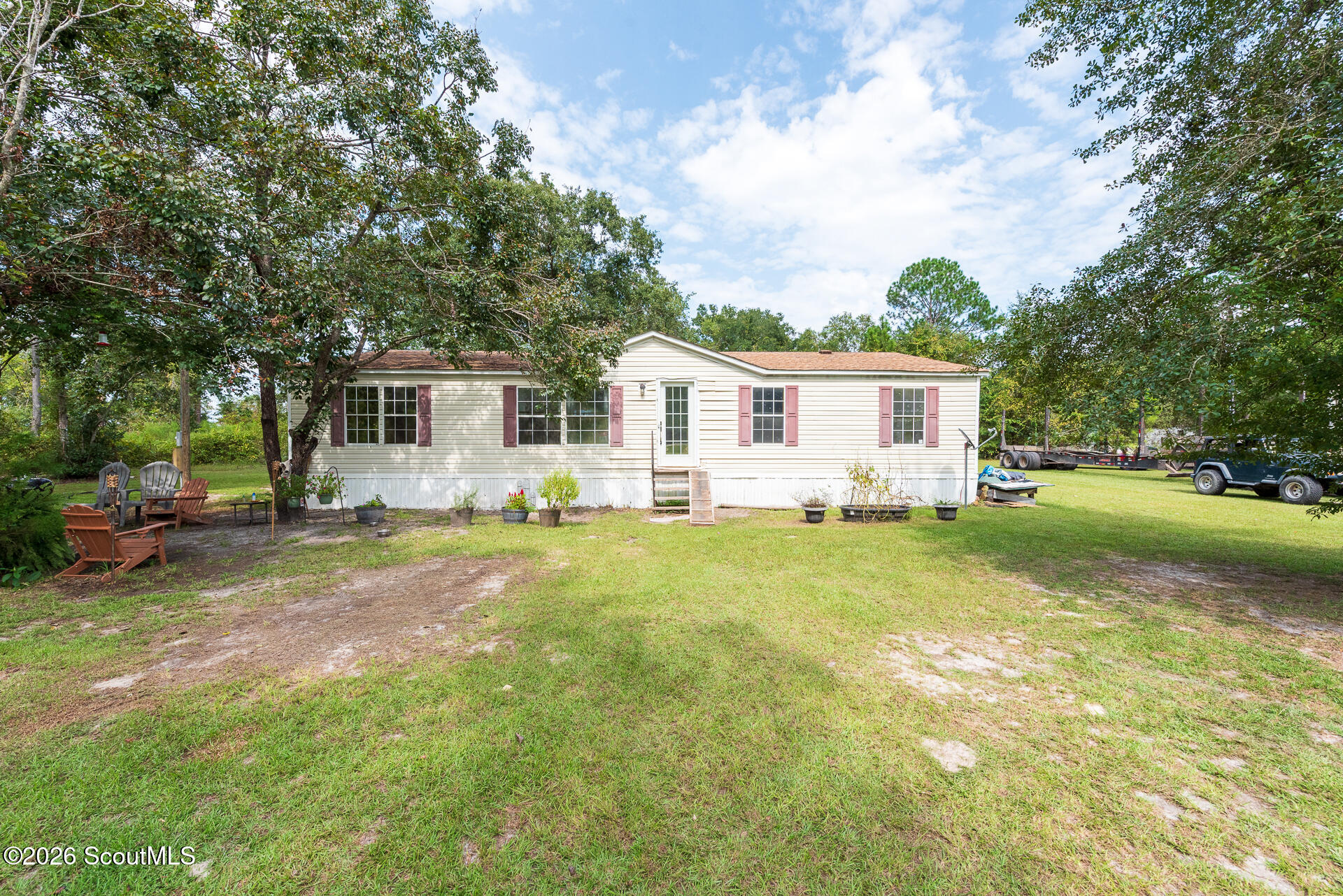 569 Shady Oaks Circle — photo