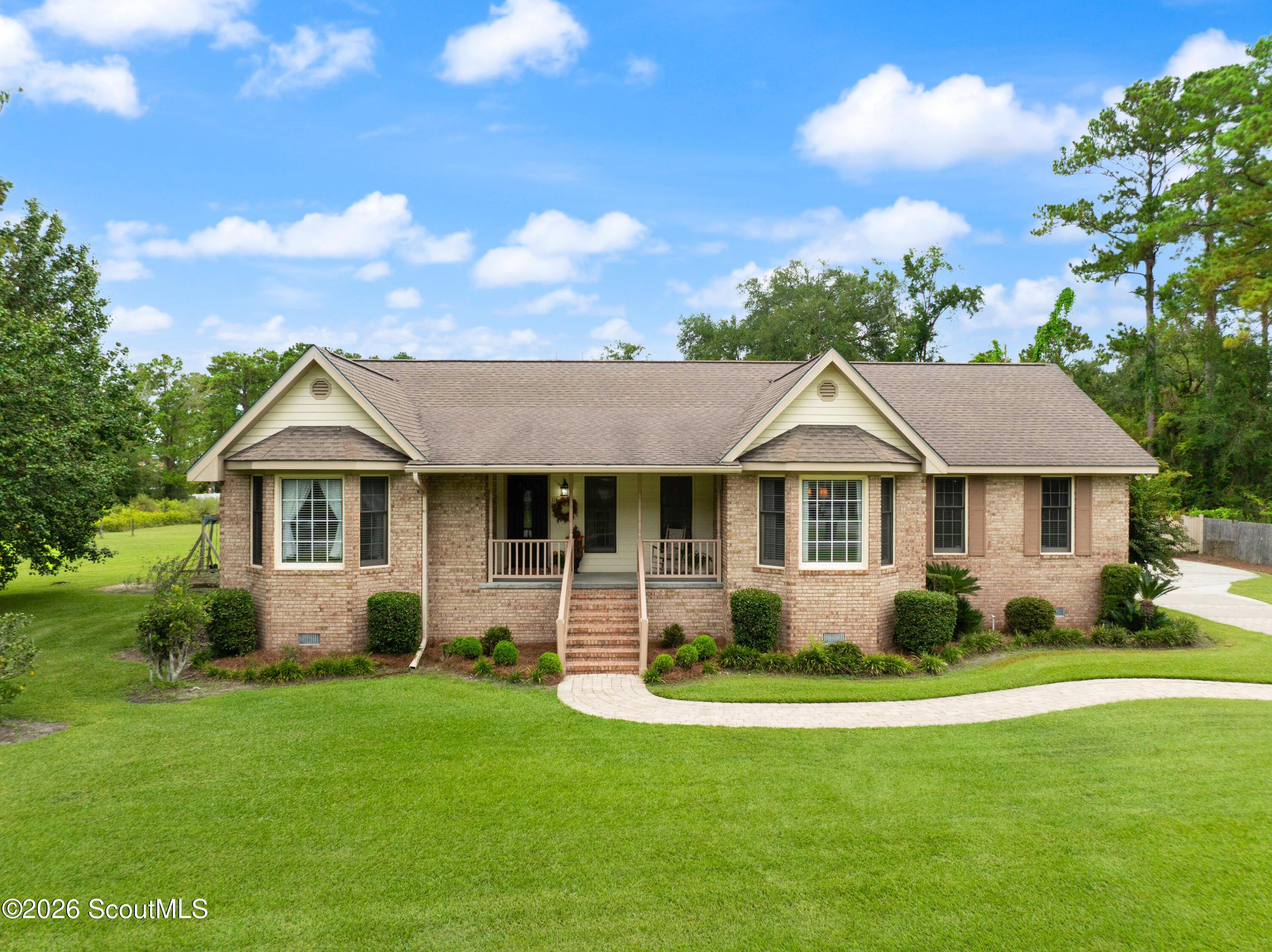 114 Riverwood Road — photo