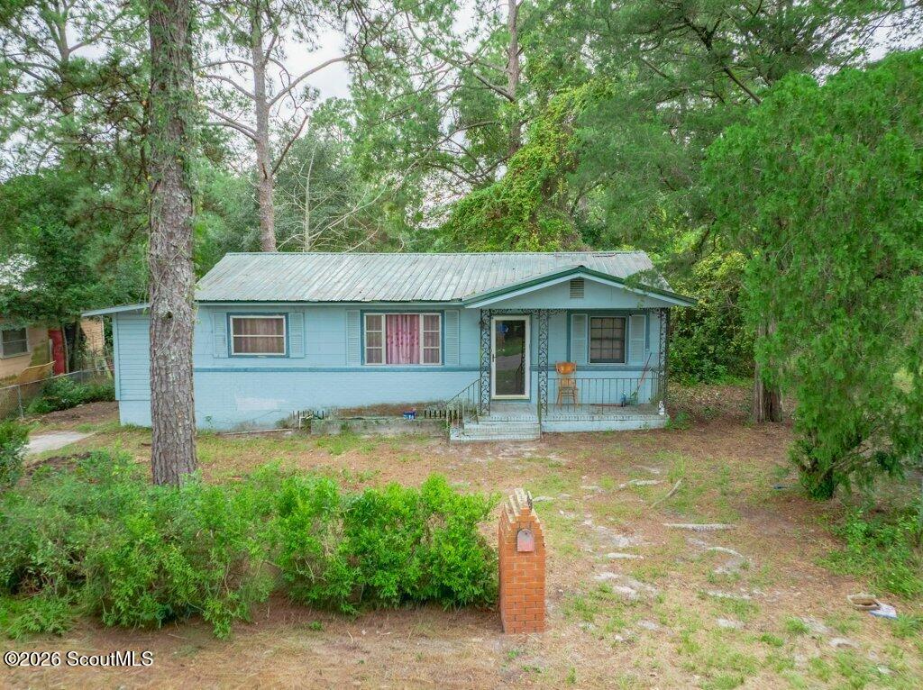 803 Riverside Avenue — photo