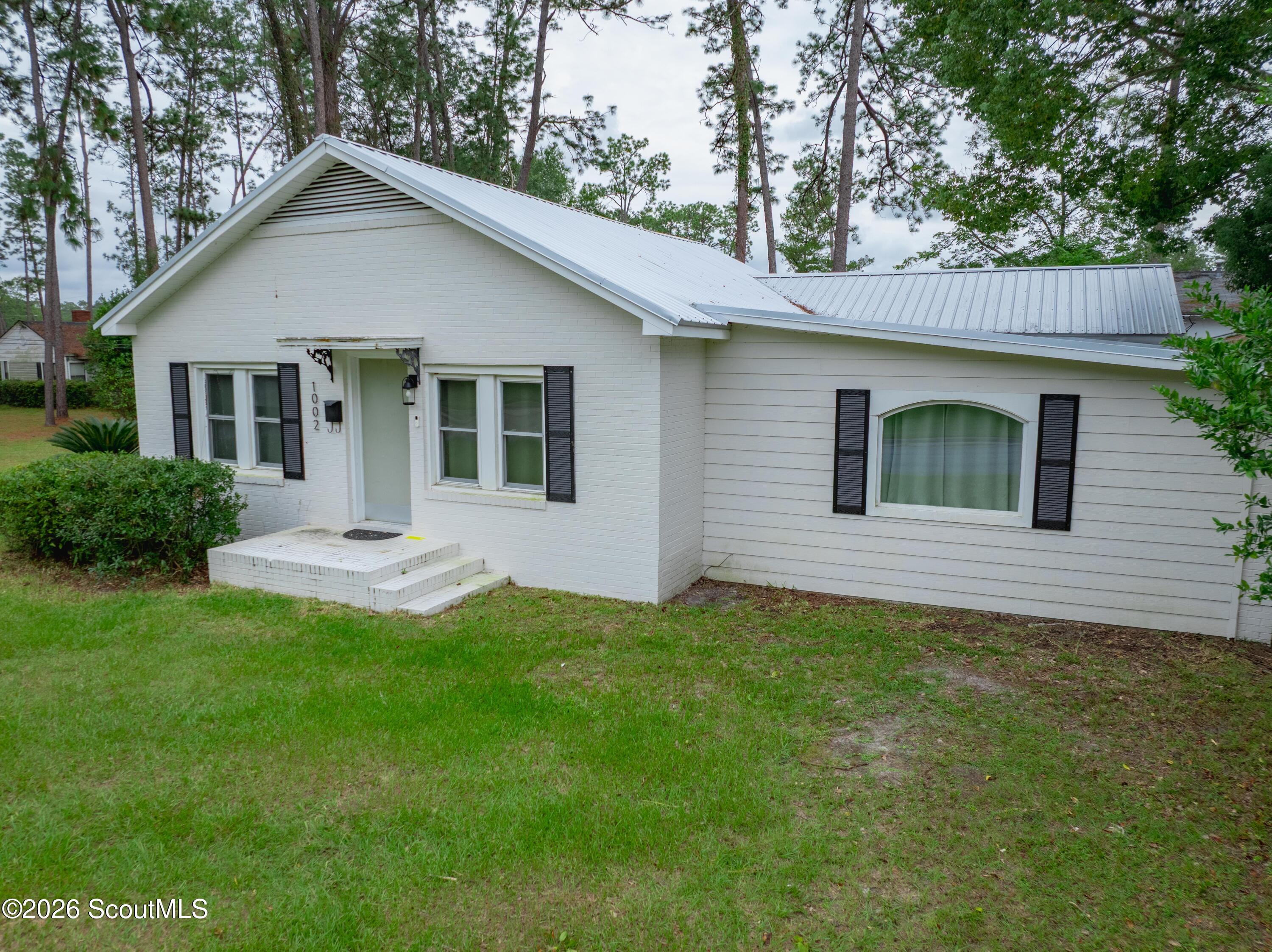 1002 Coral Road — photo