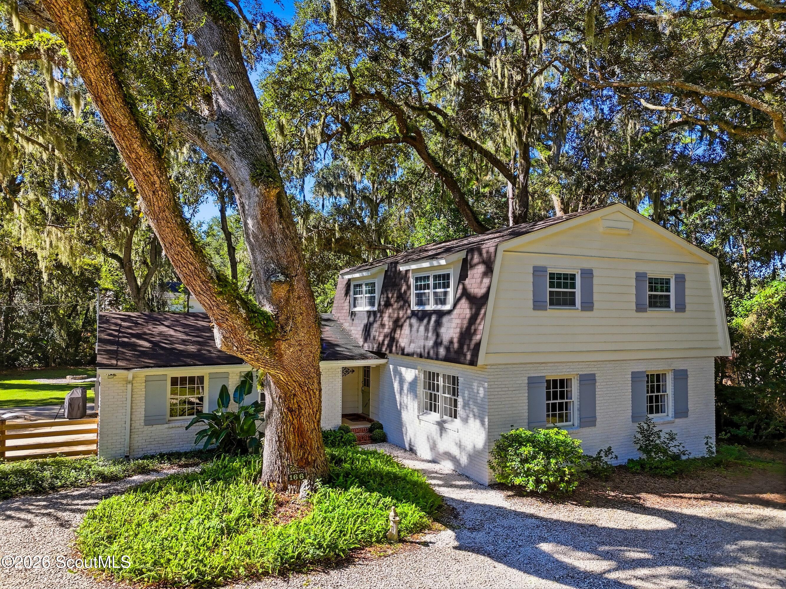 166 Saint Clair Drive — photo