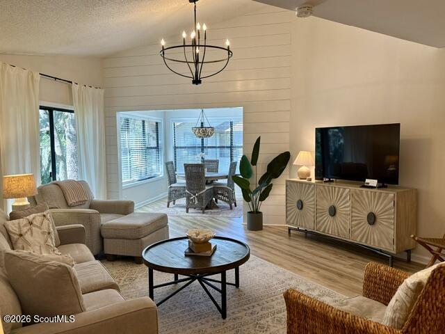 618 N Harbour Oaks Drive — photo