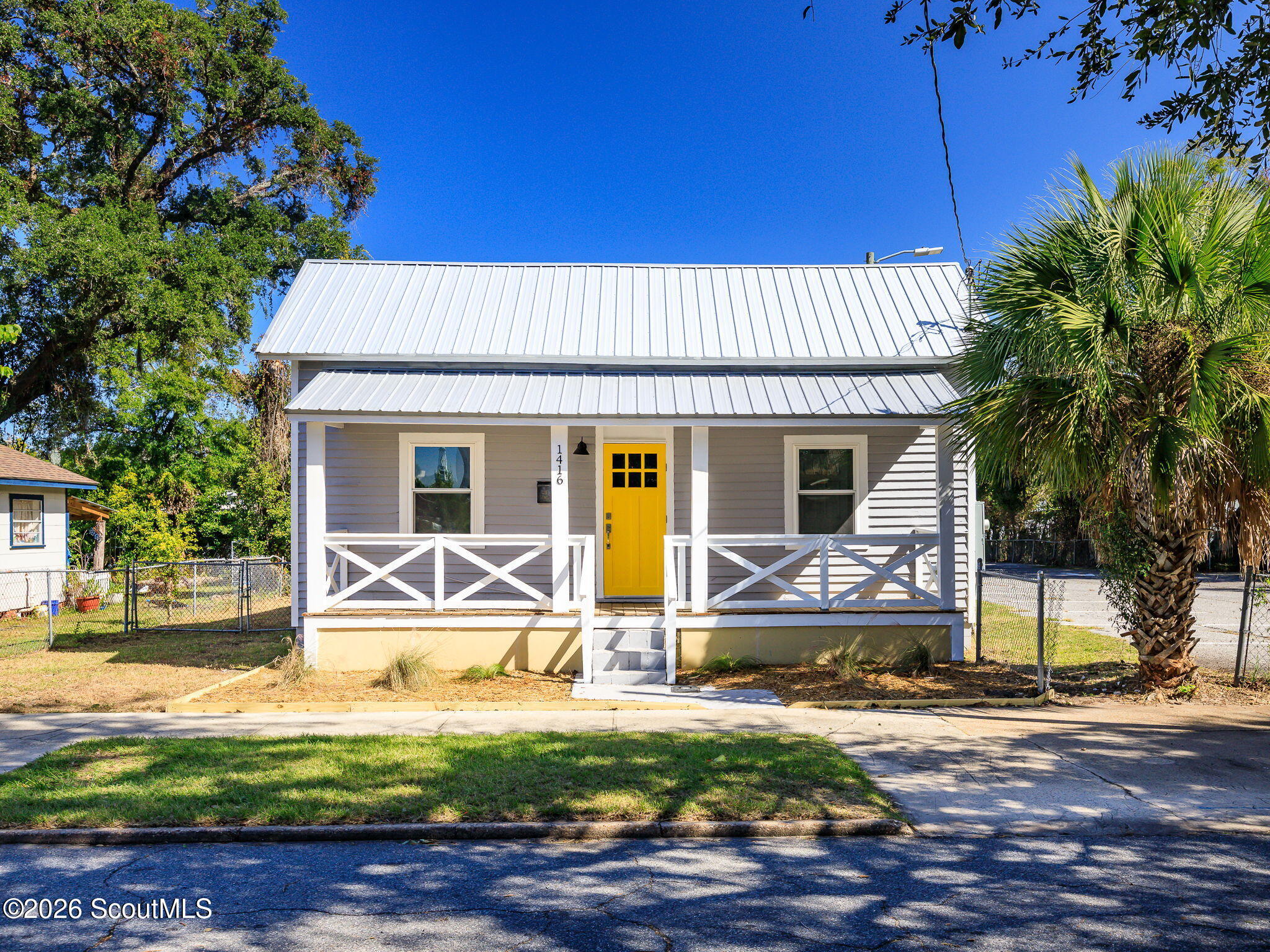 1416 Albany Street — photo