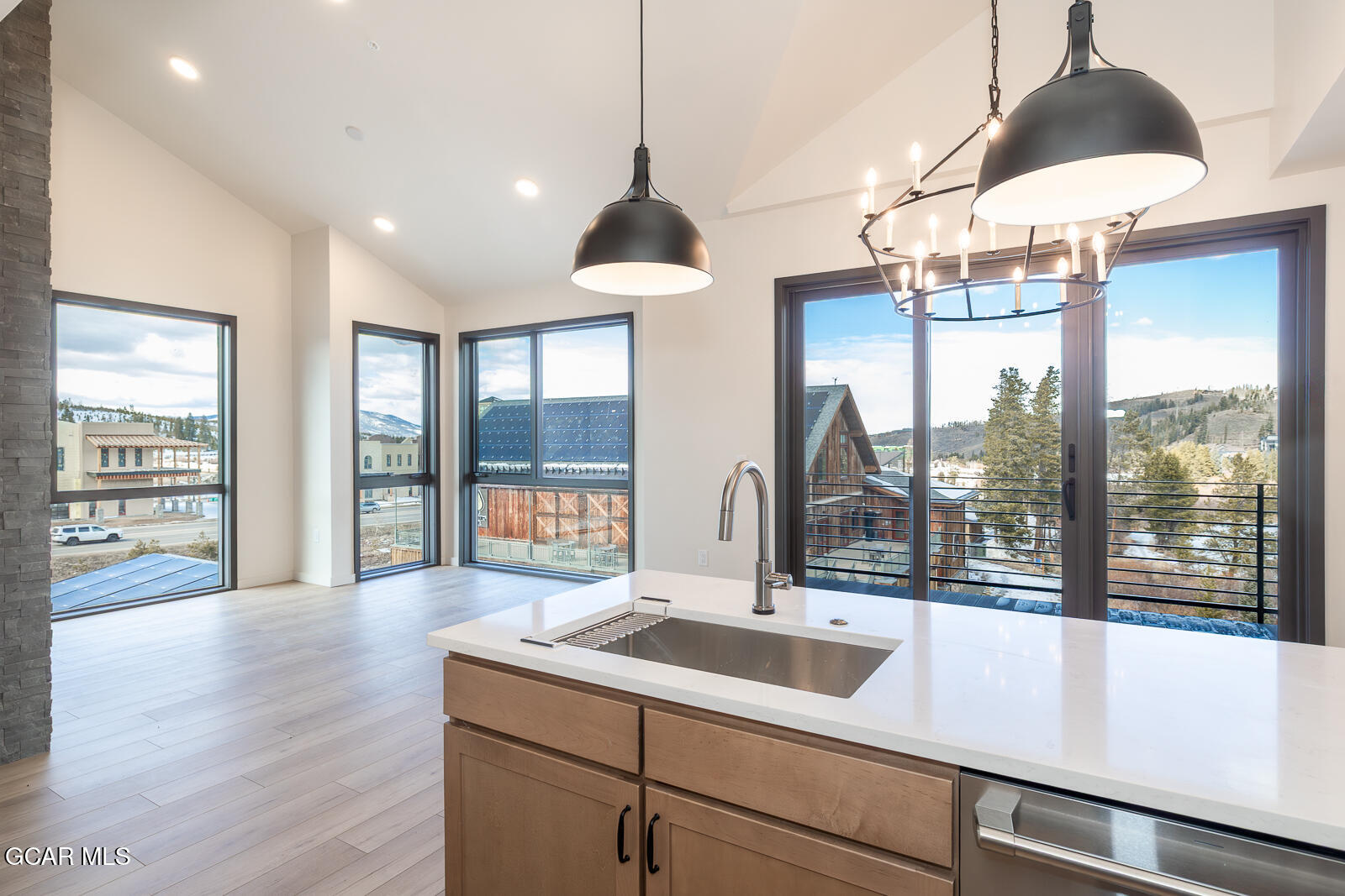 720 Baker Drive 404 — photo