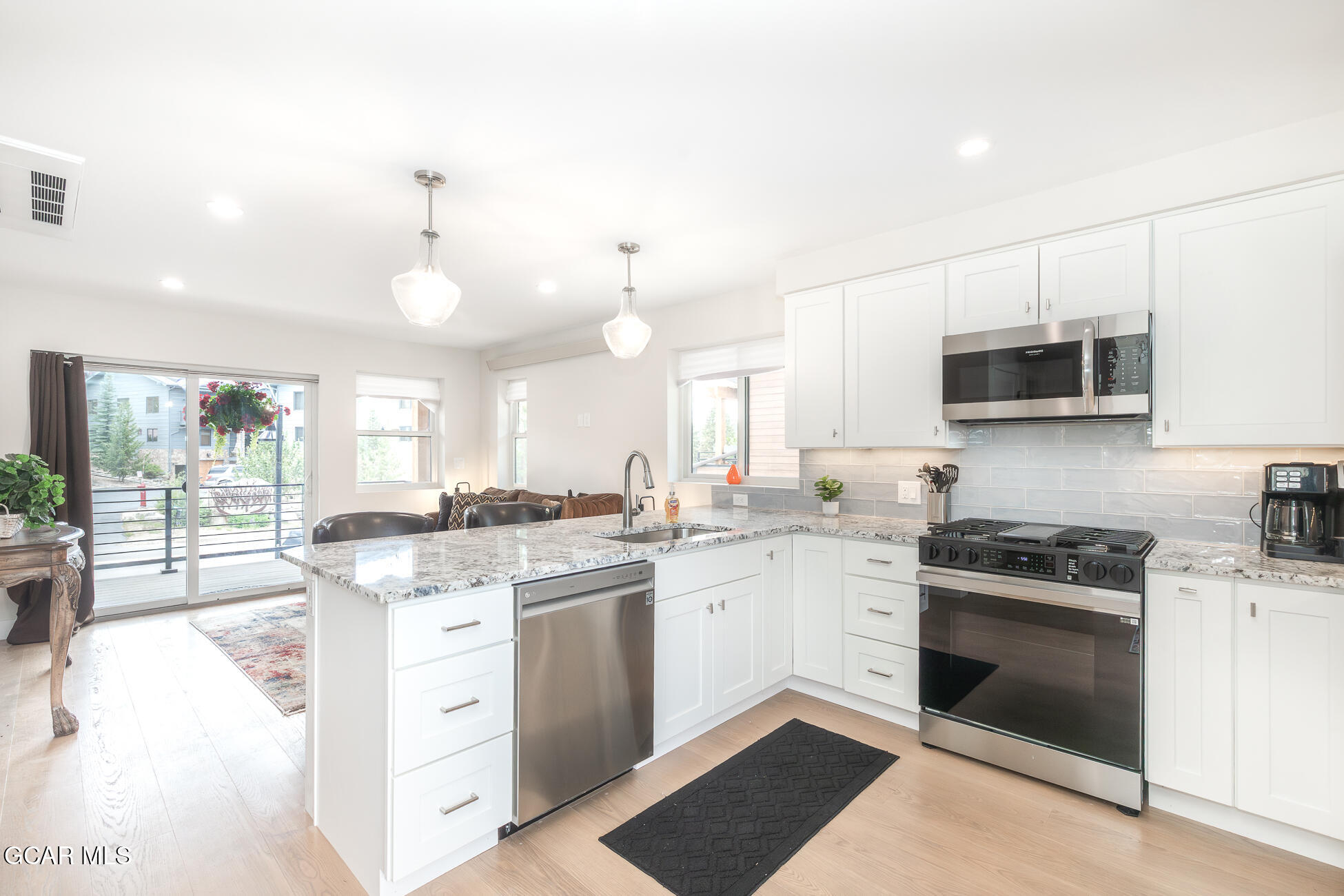 505 Grand Avenue 206 — photo