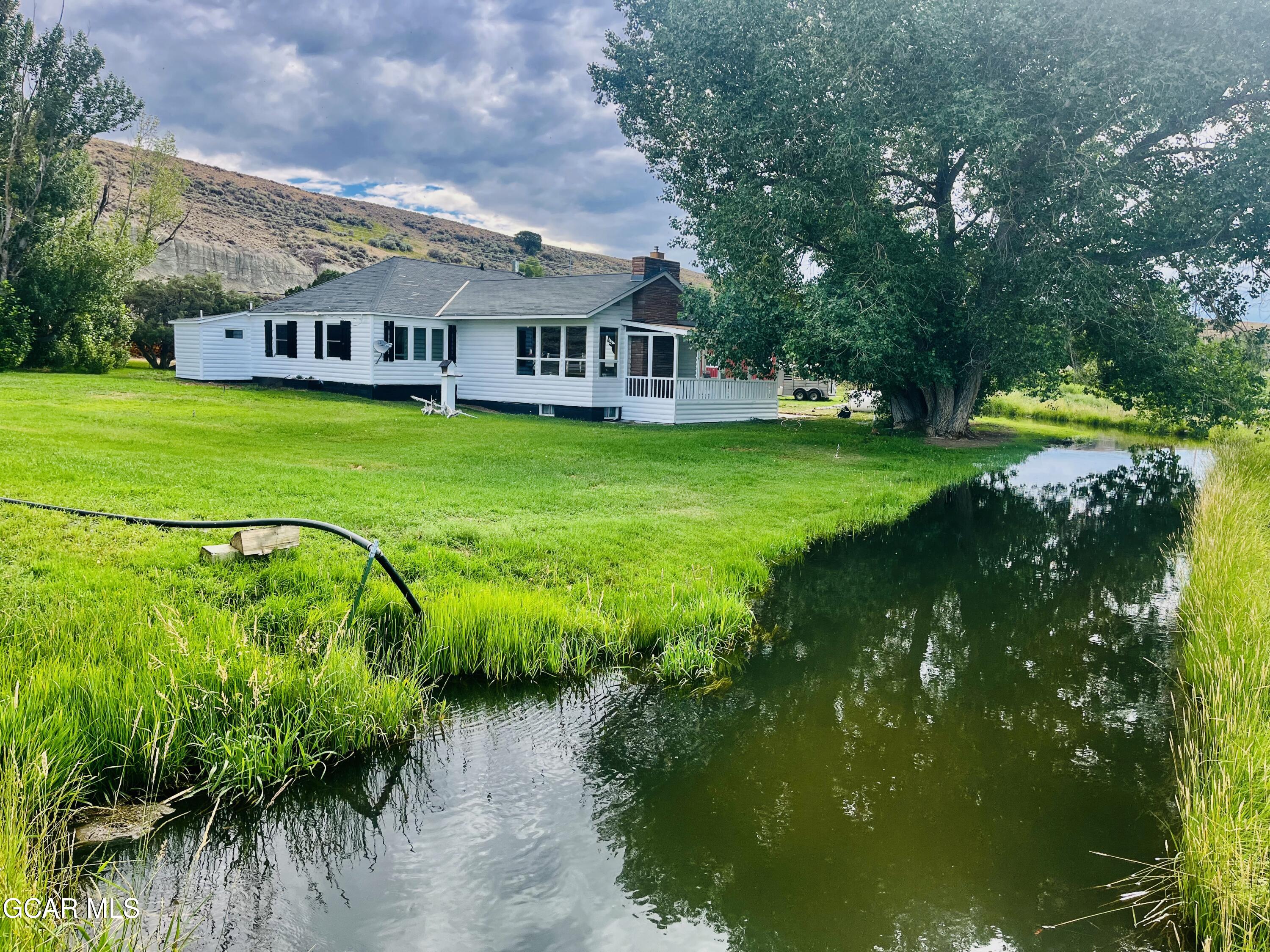 40462 US. 40 — photo