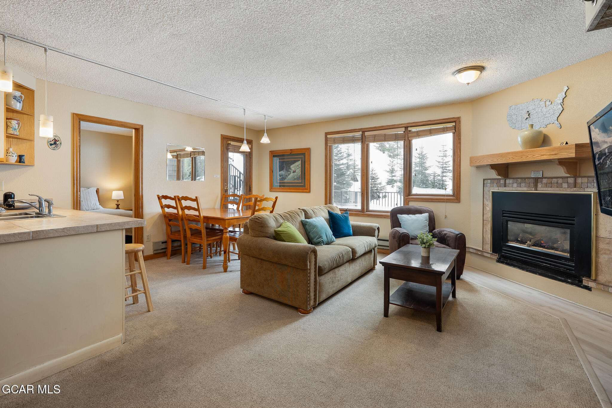 310 Iron Horse Way D2104 — photo