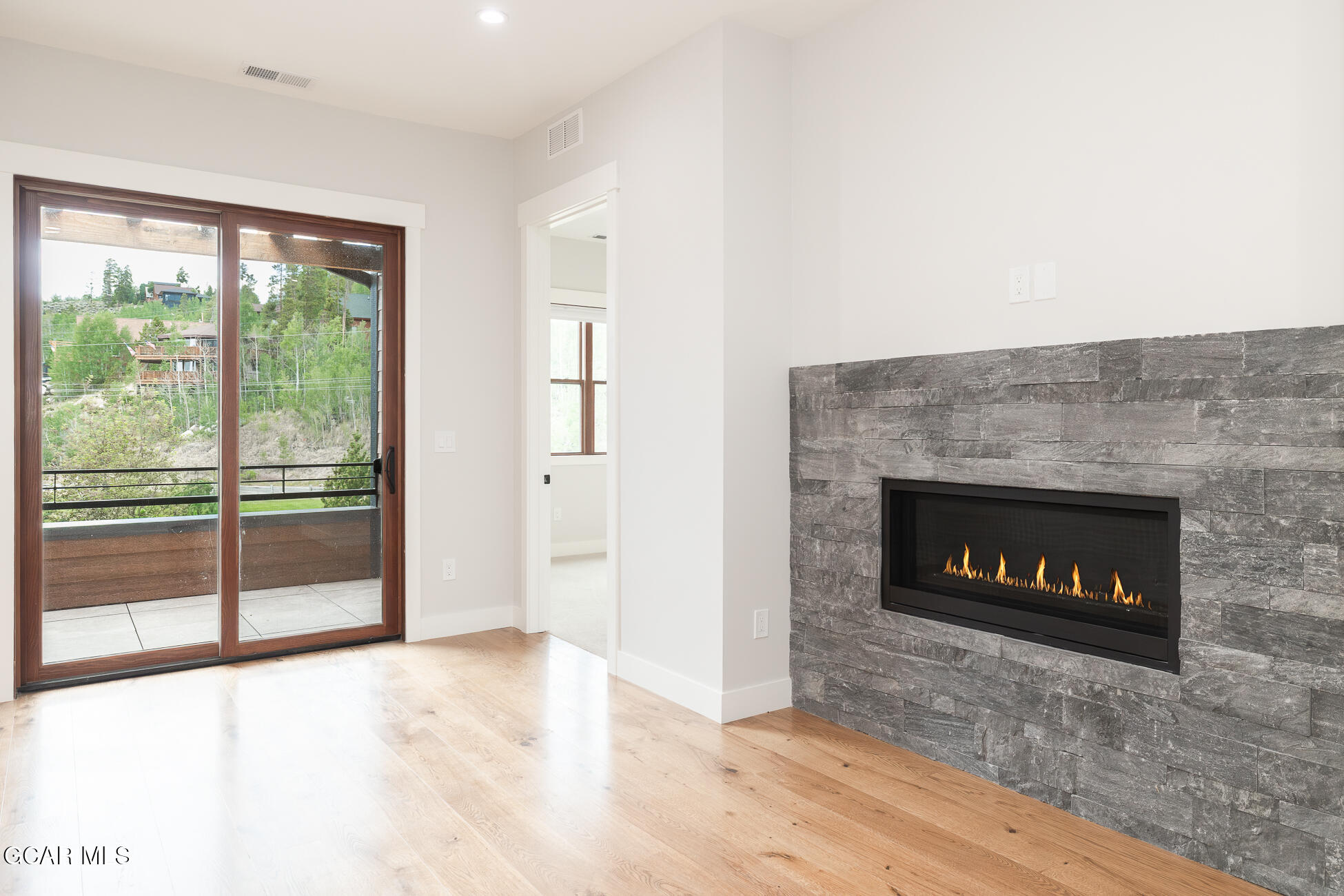 505 Grand Avenue 203 — photo