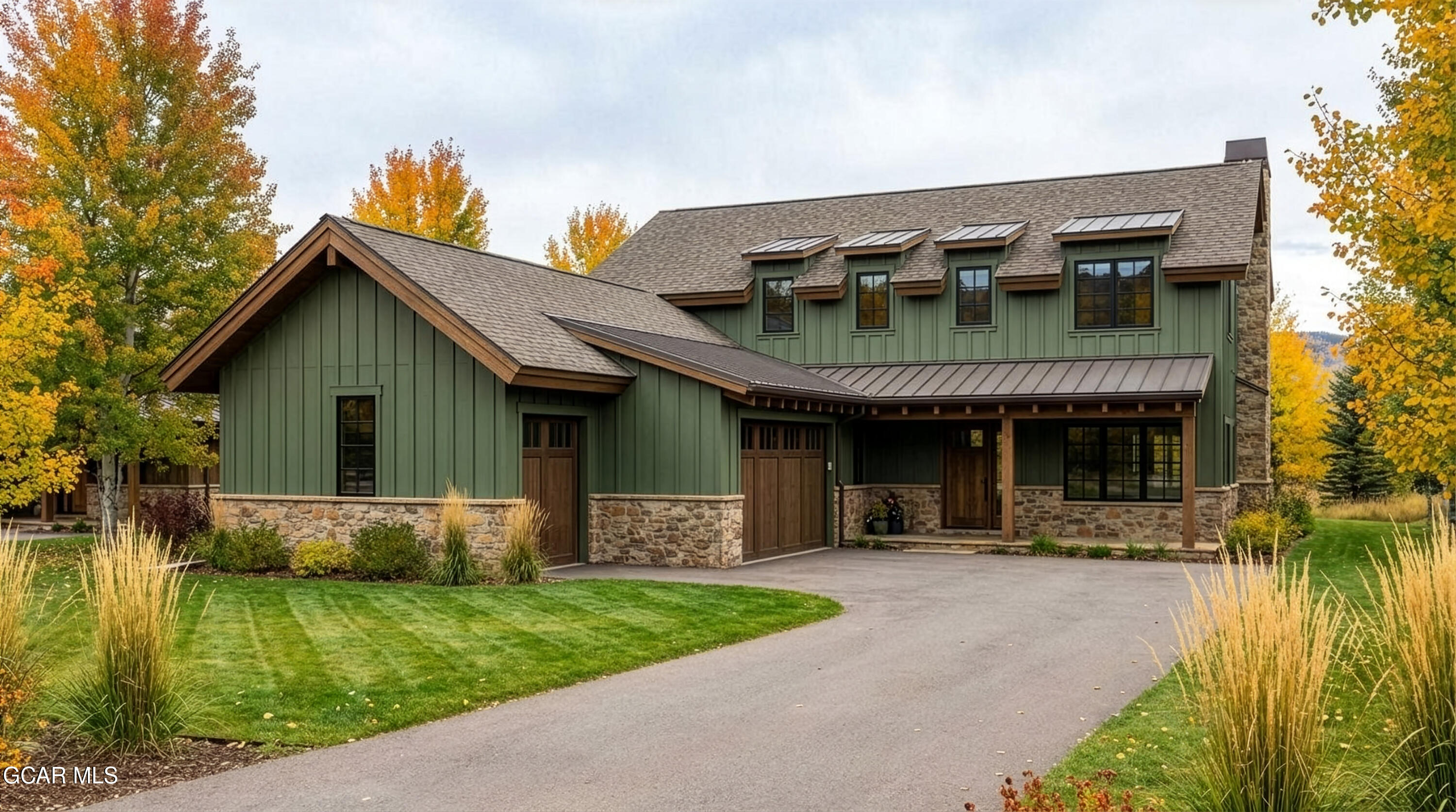 221 Blue Ridge Drive — photo