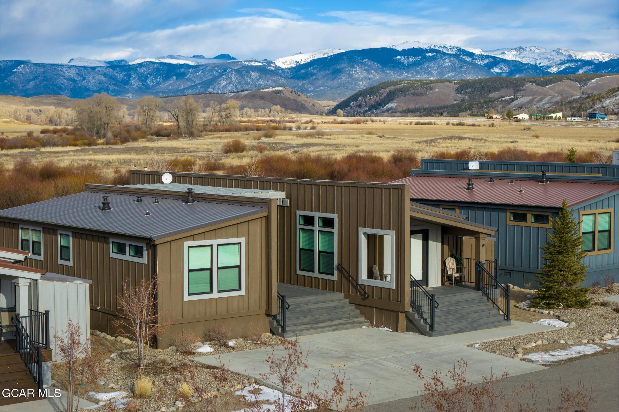 1051 Summit Trail V35 — photo
