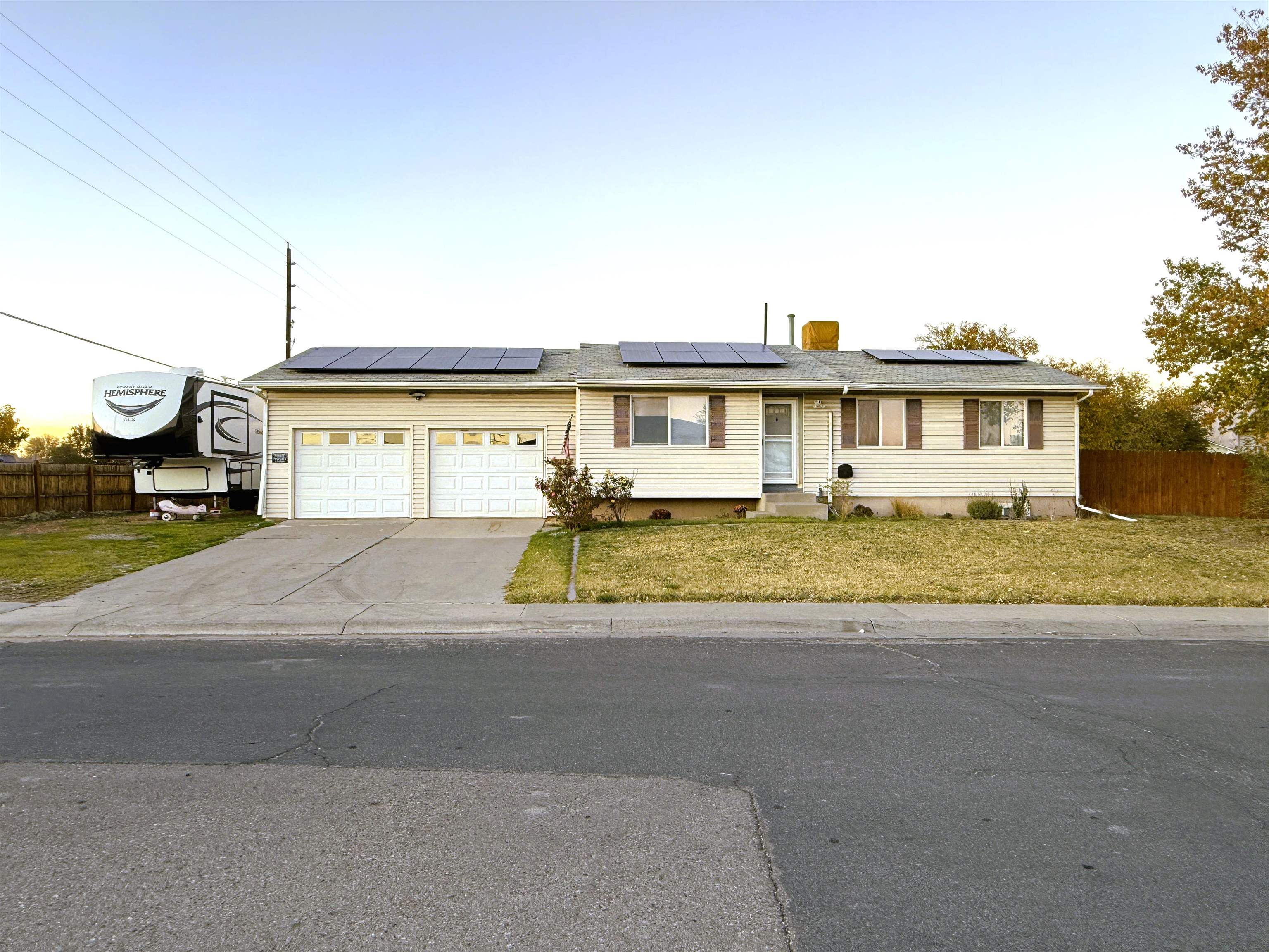 3200 Bunting Avenue — photo
