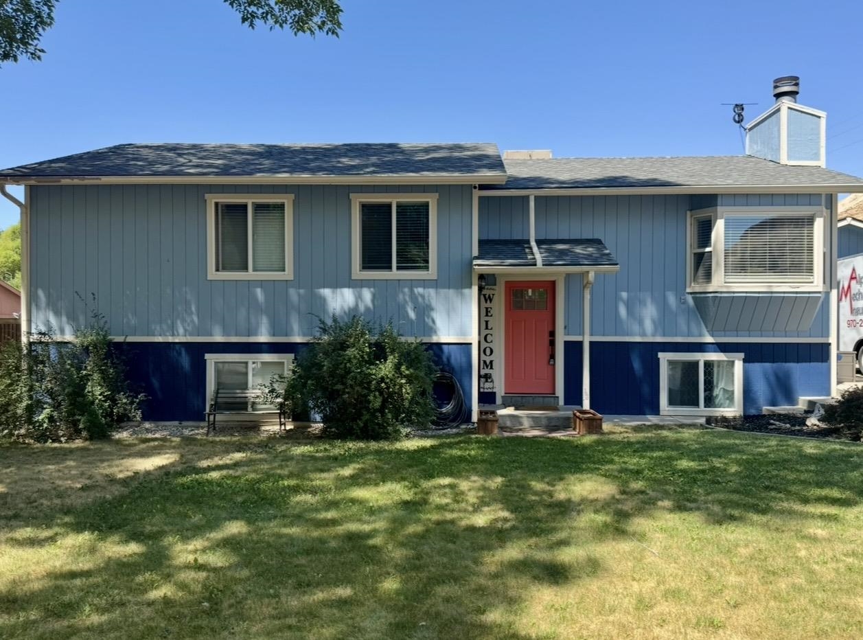 102 Davis Circle — photo
