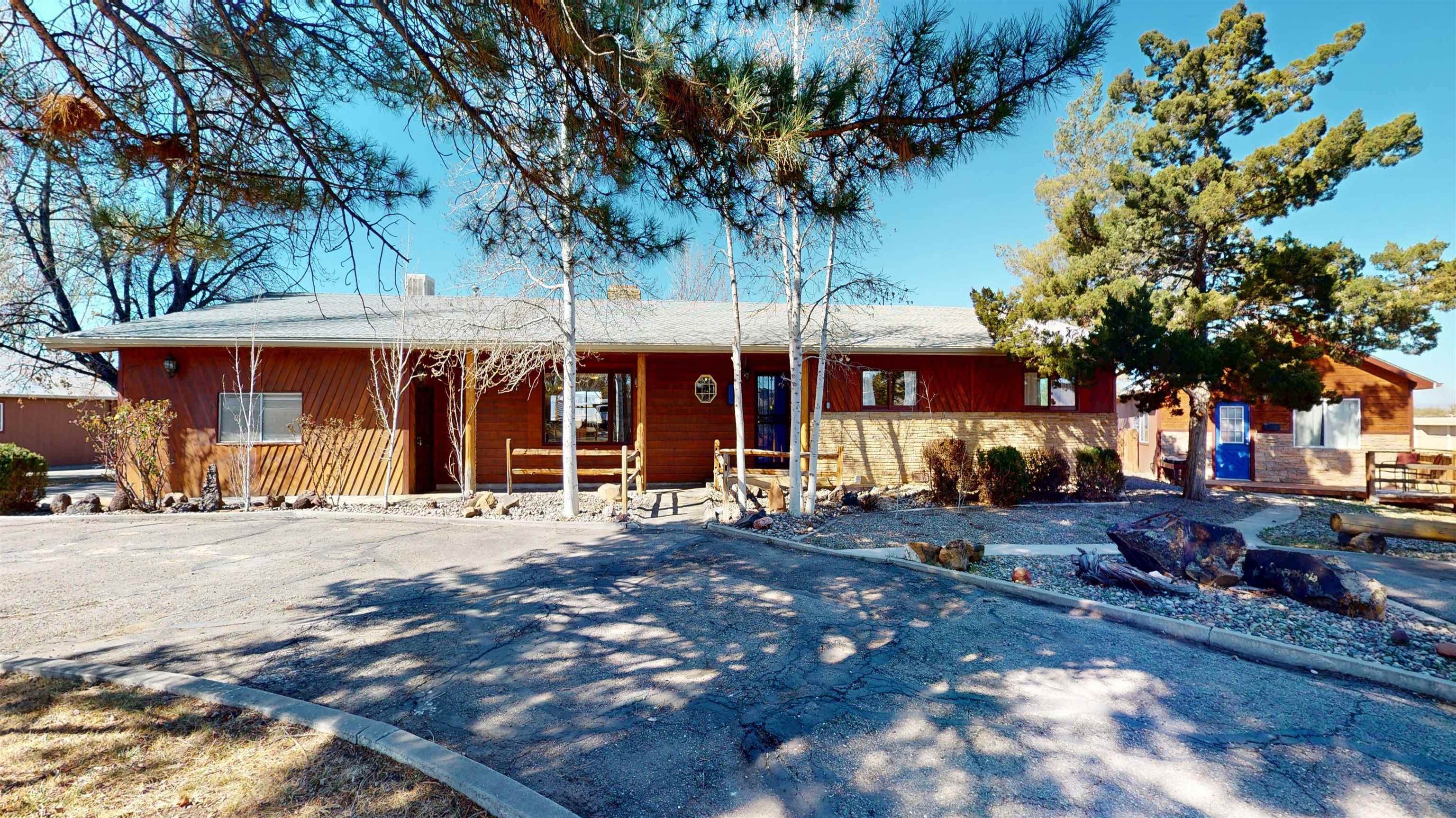 719 Niblic Drive — photo
