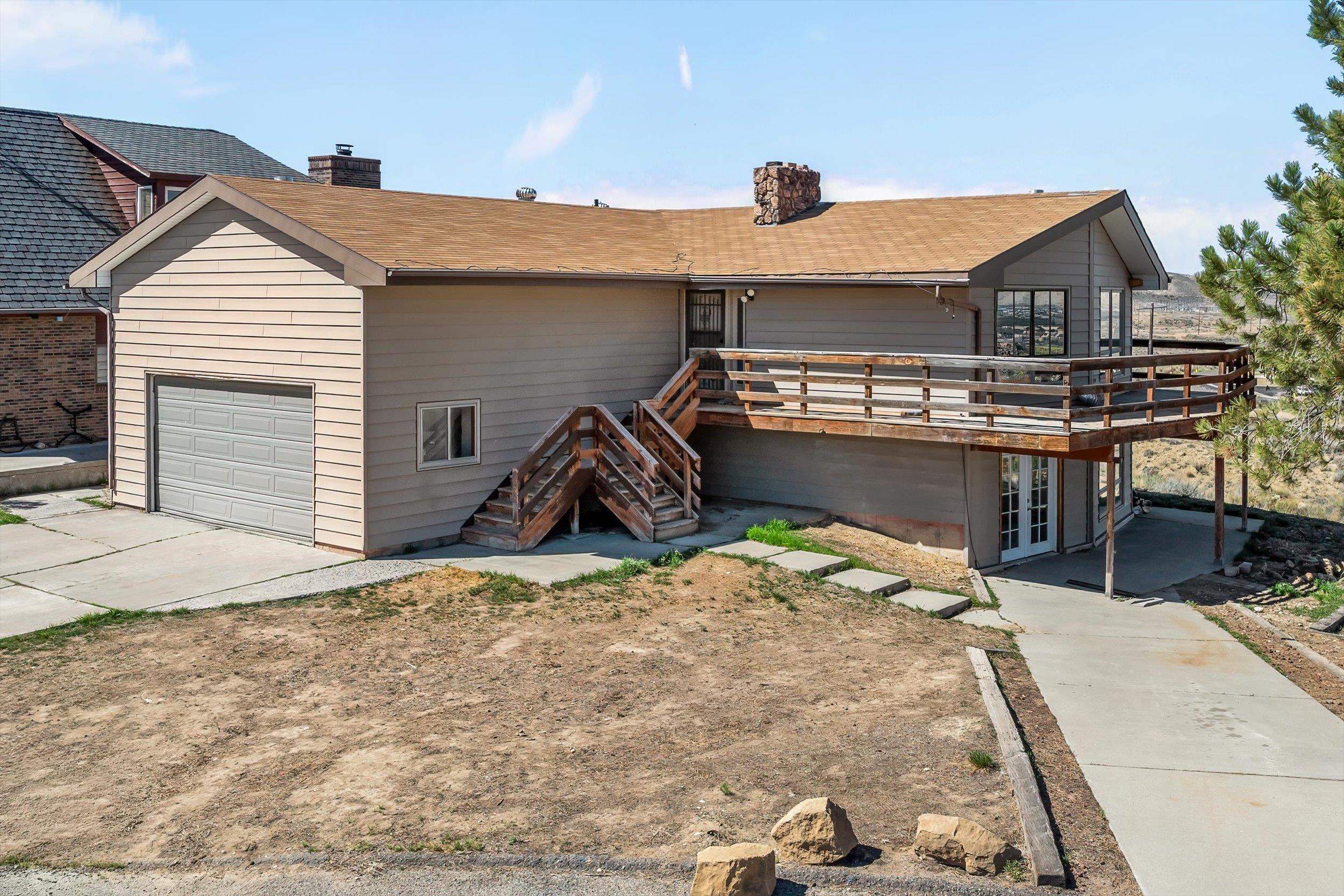 805 Pinyon Court — photo