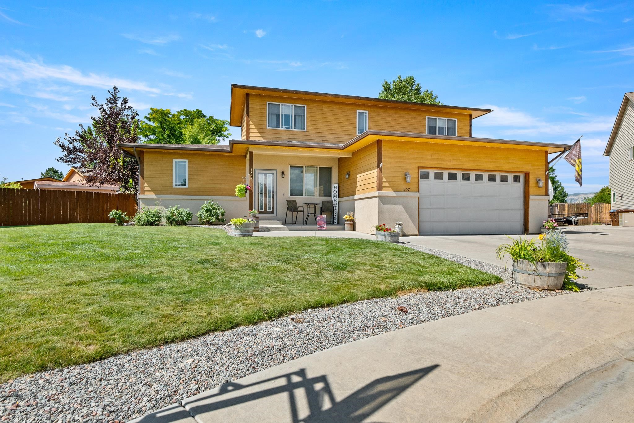 1357 W Spruce Court — photo