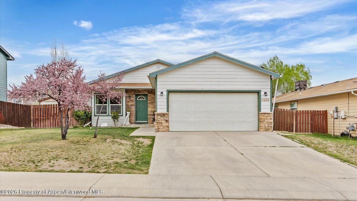 2606 Shawnee Court — photo
