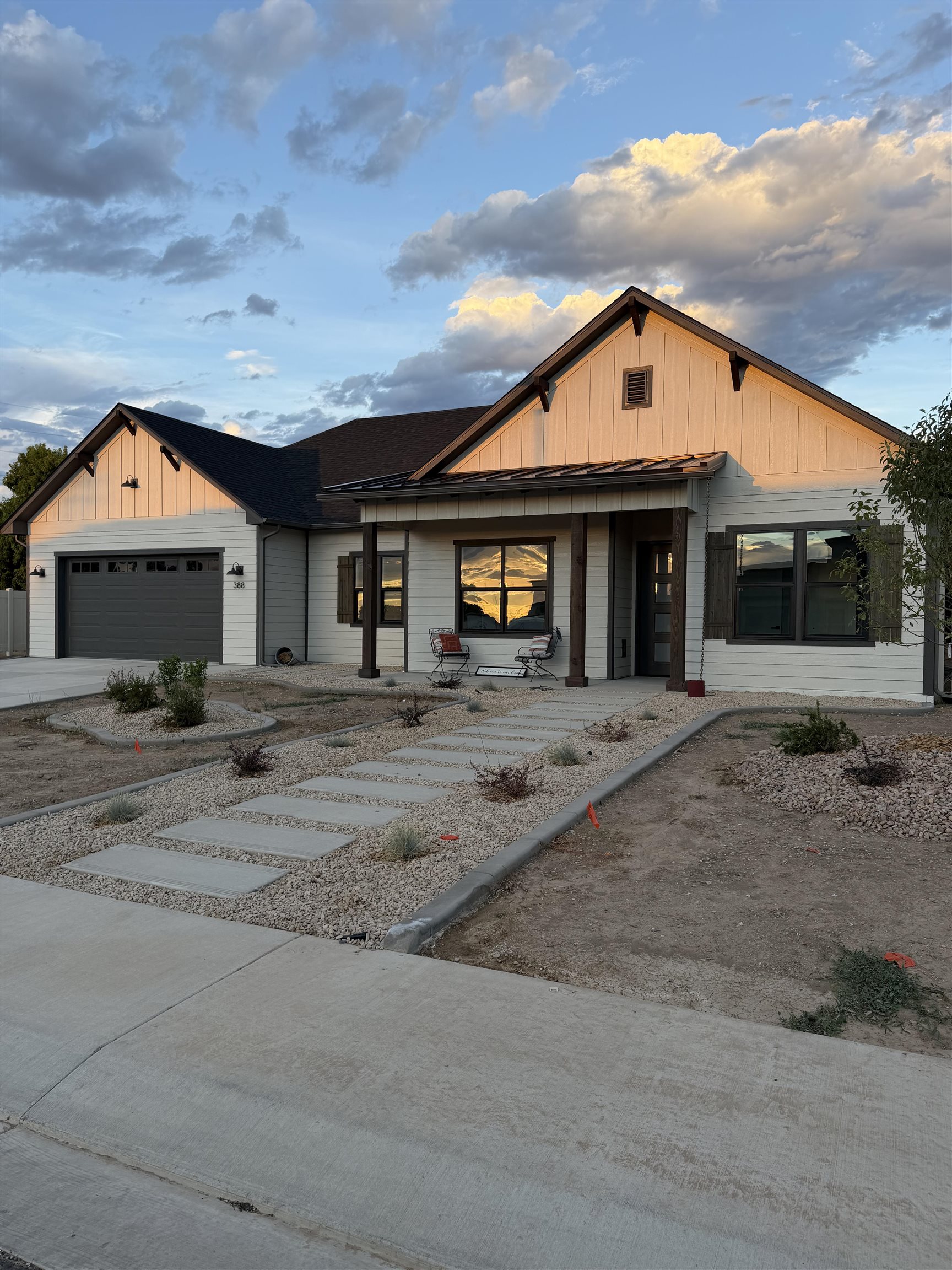 388 Hatchet Canyon Circle — photo