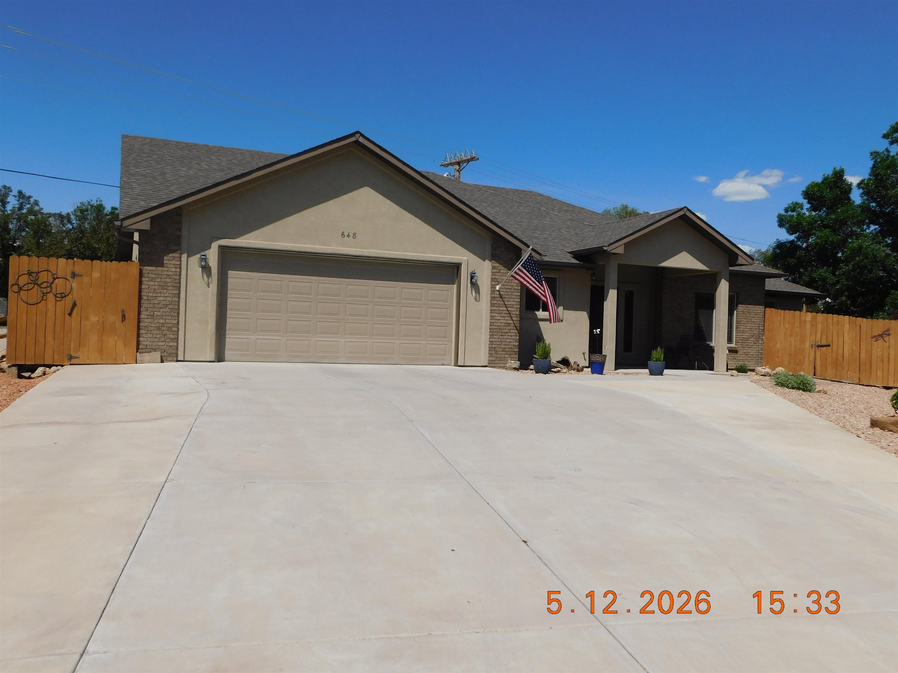648 Pueblo Court 648 Pueblo Ct — photo