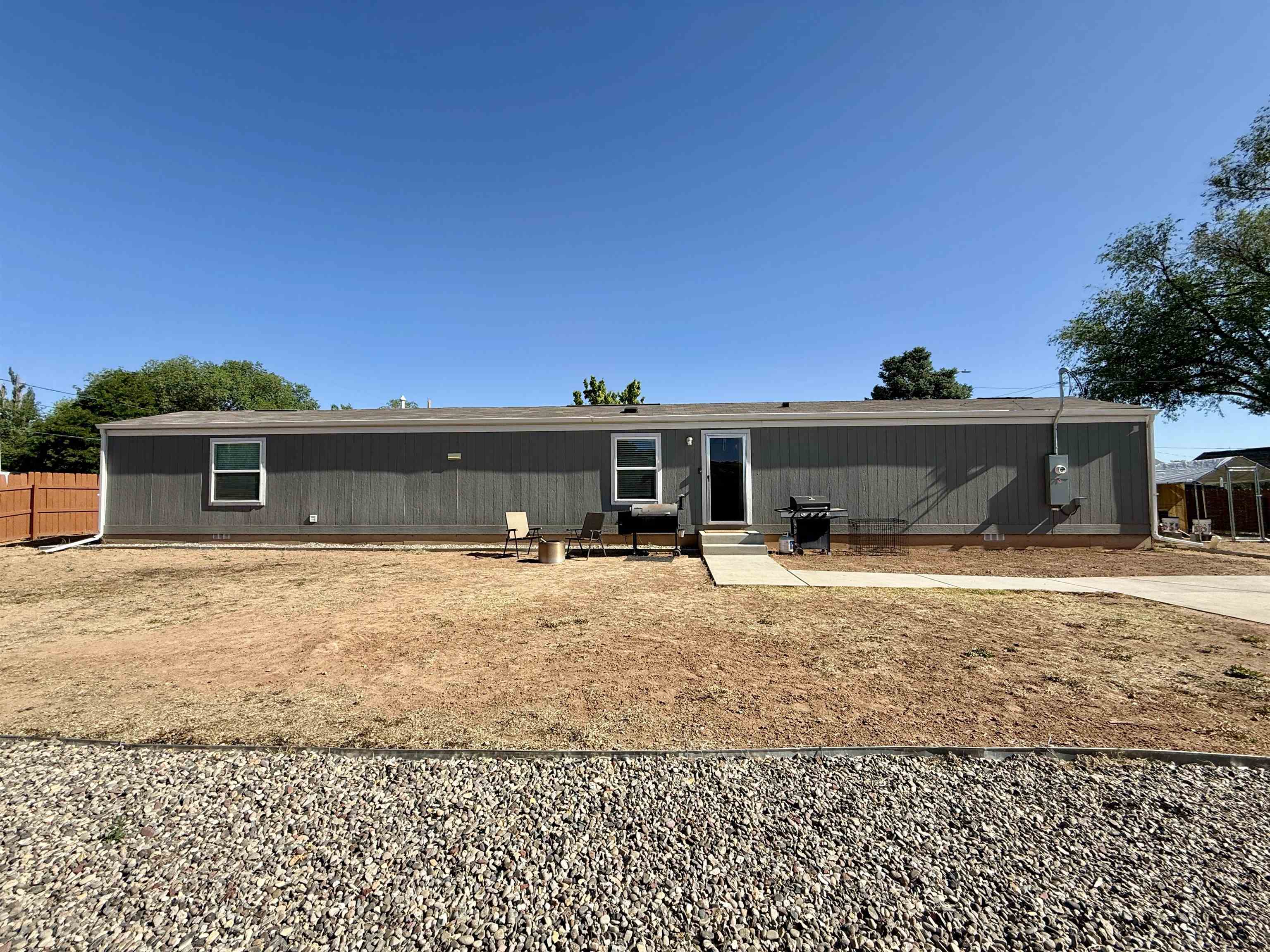 2031 Aspen Street — photo
