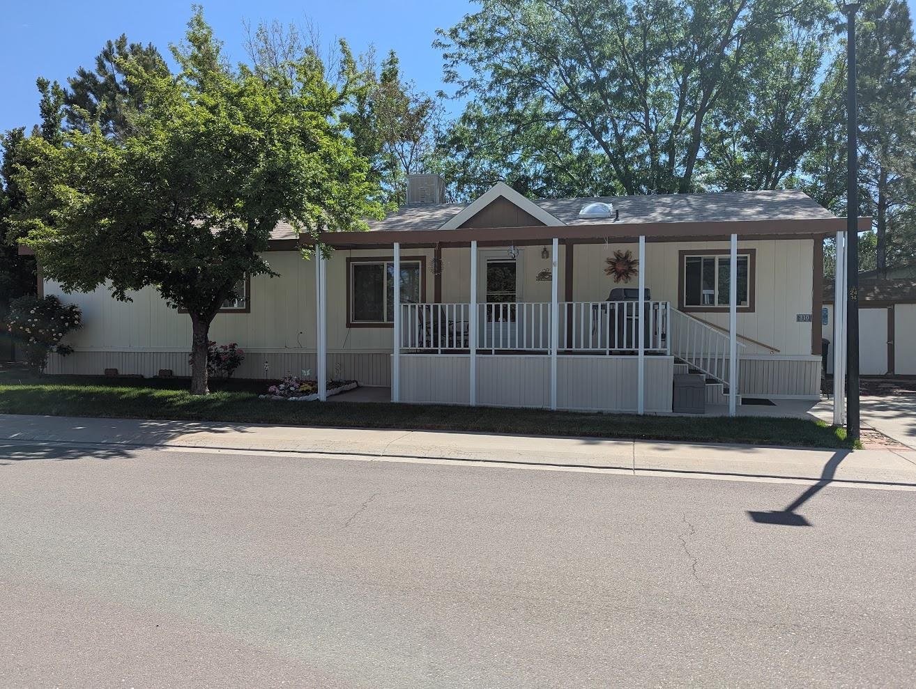 435 32 Road 310 — photo
