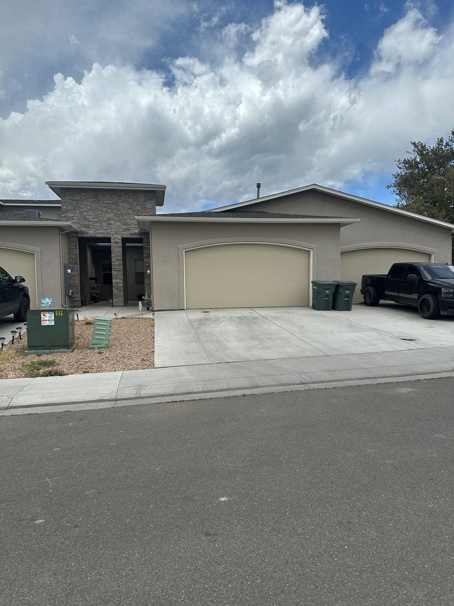 581 W Indian Creek Drive — photo