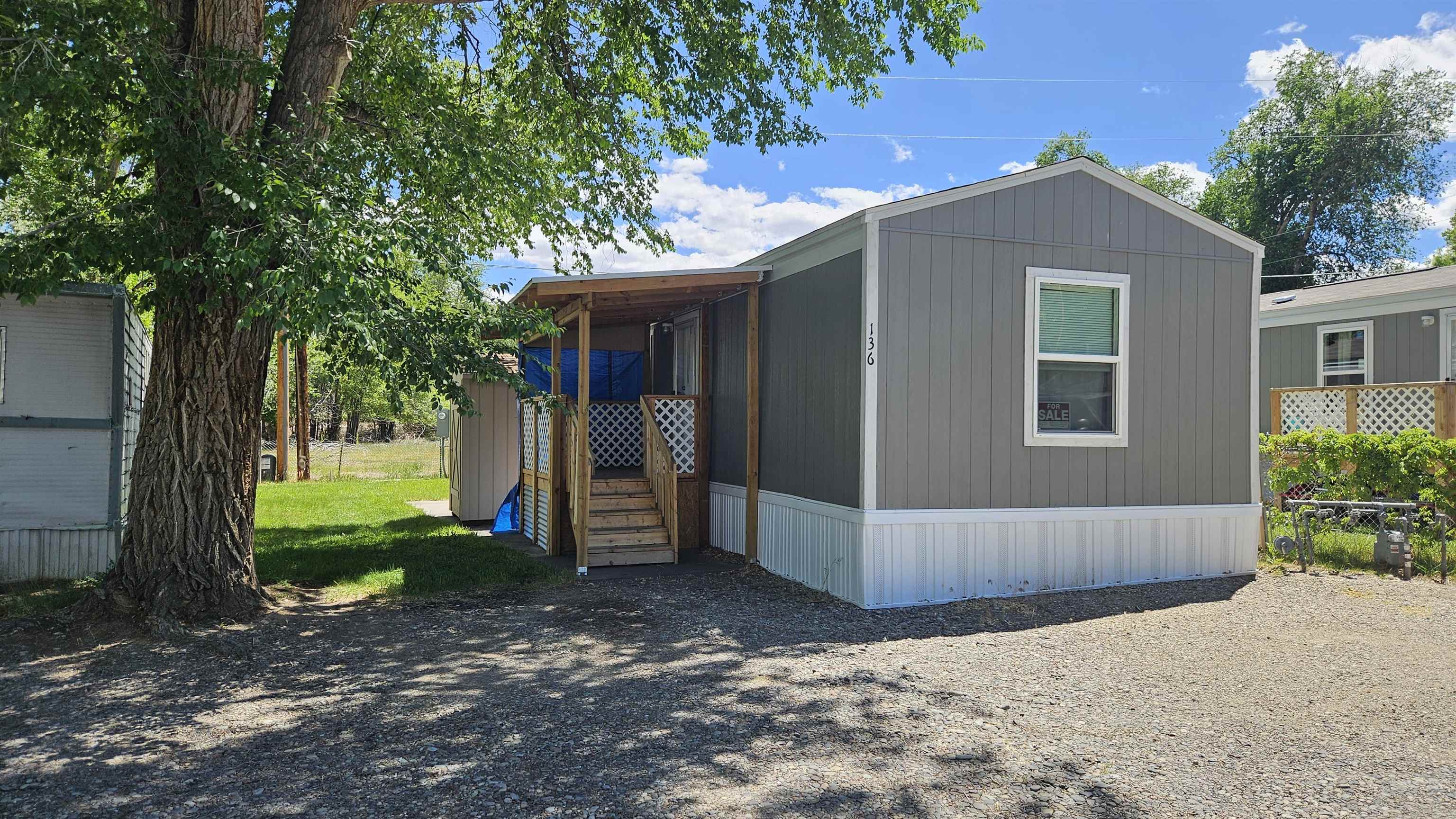 2713 B 1/2 Road 136 — photo