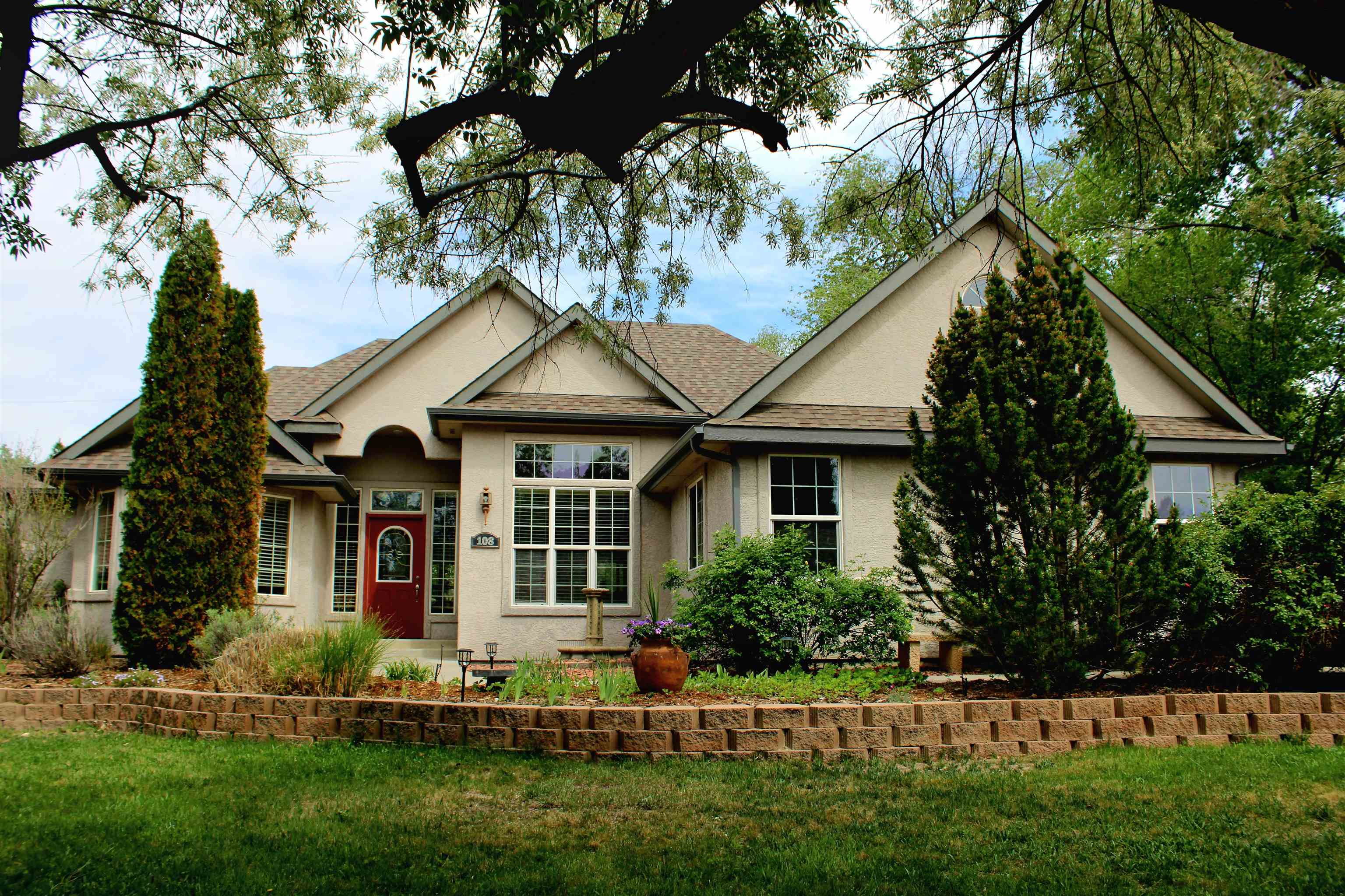 108 Mount View Drive — photo