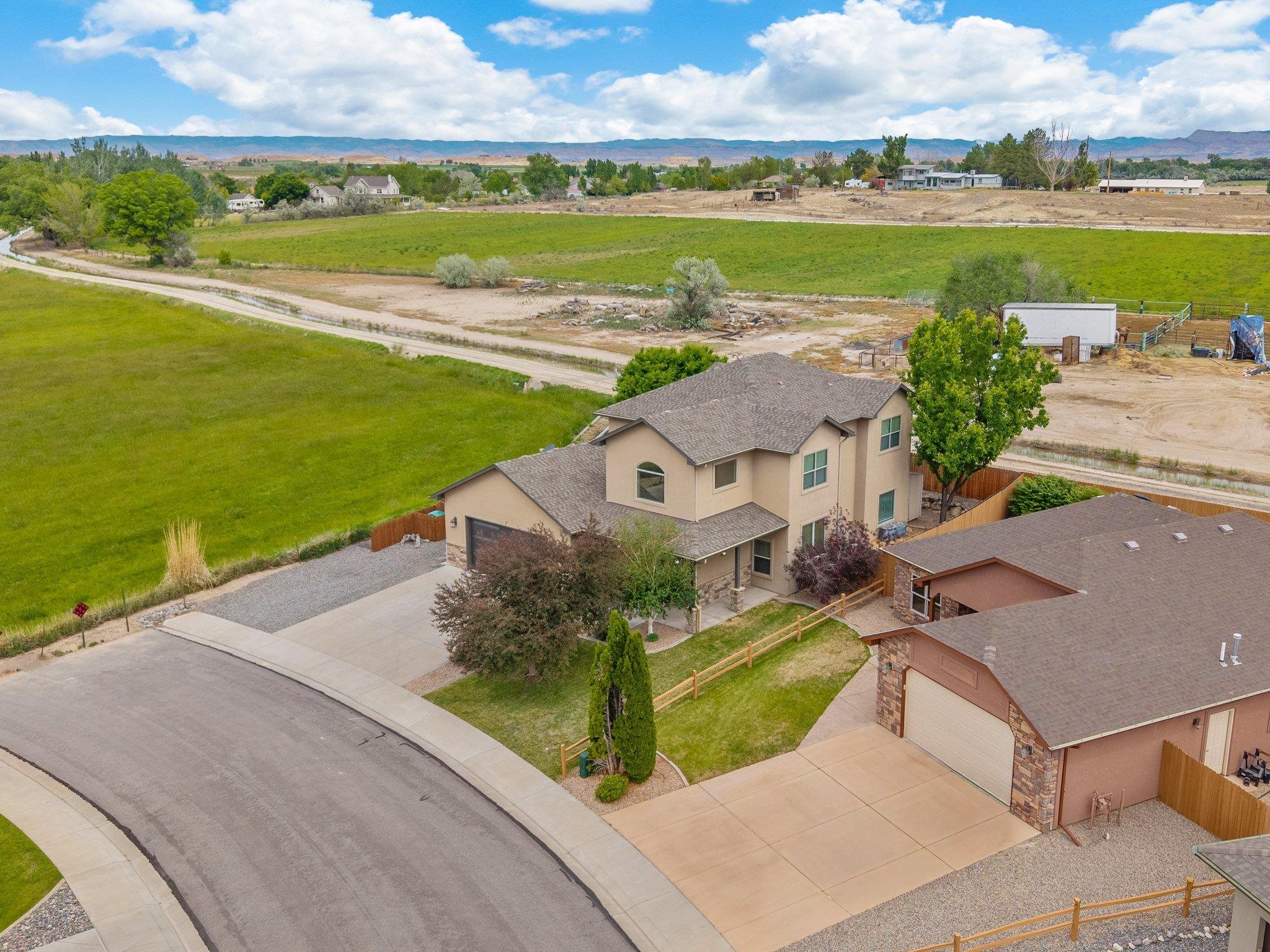 1001 Ute Canyon Avenue — photo