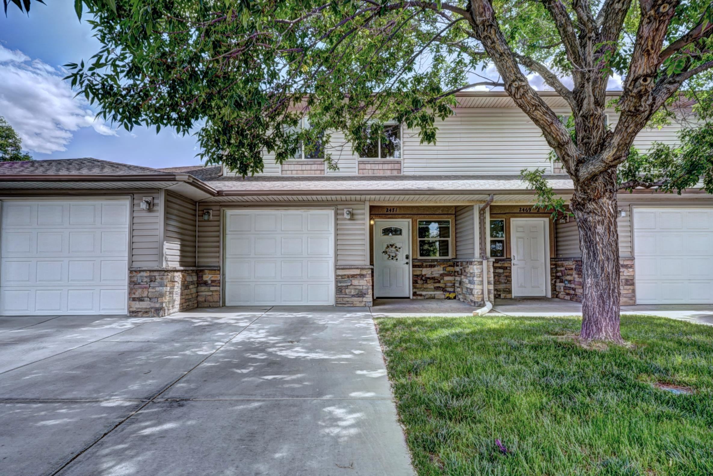 2471 Theresea Lane — photo