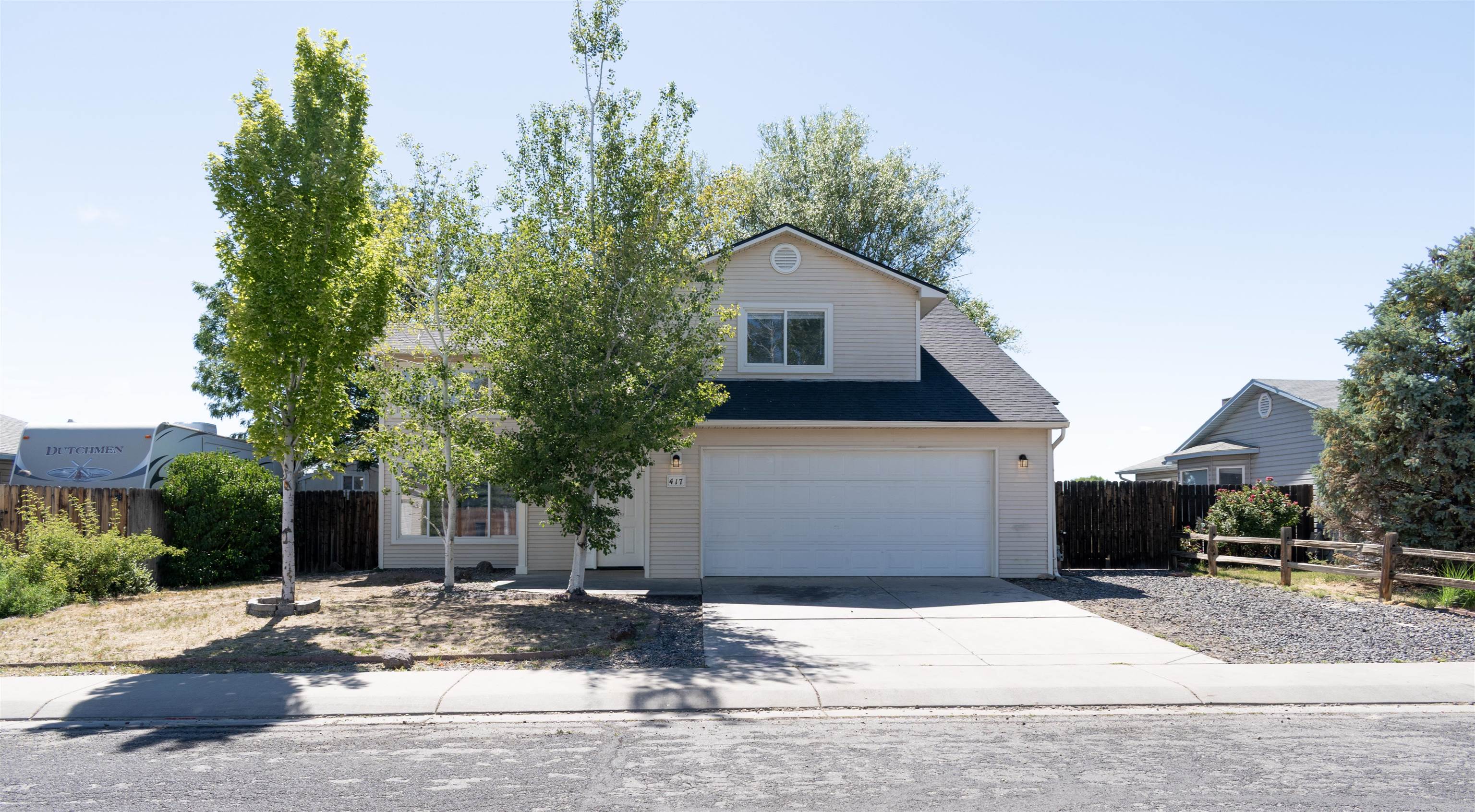 417 W Mallard Way — photo