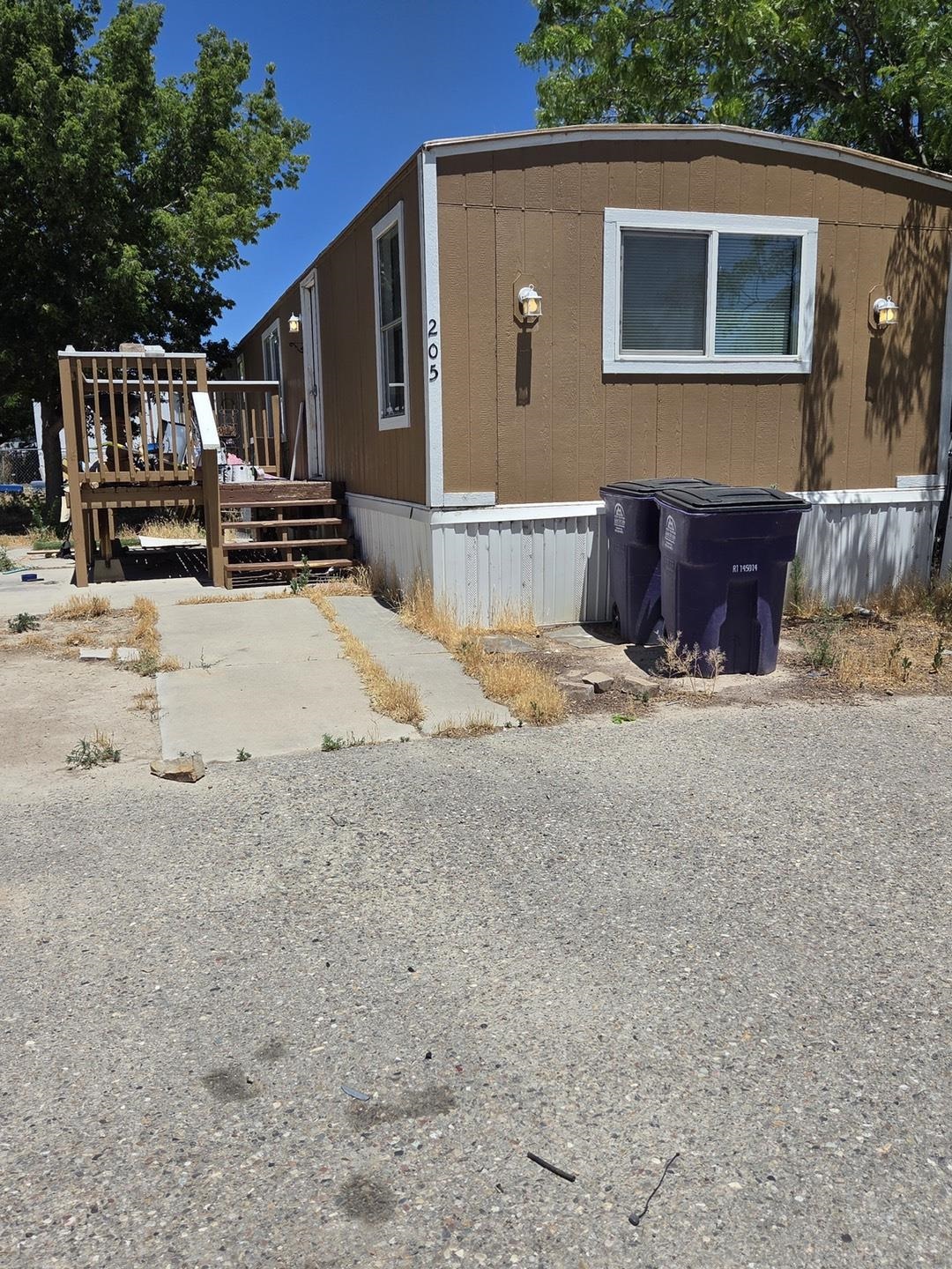 424 32 Road 205 — photo
