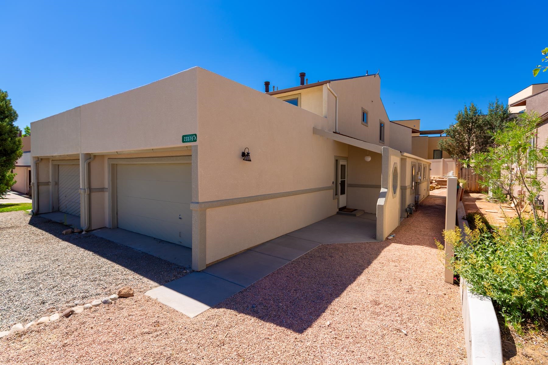 2337 1/2 Rattlesnake Court a — photo