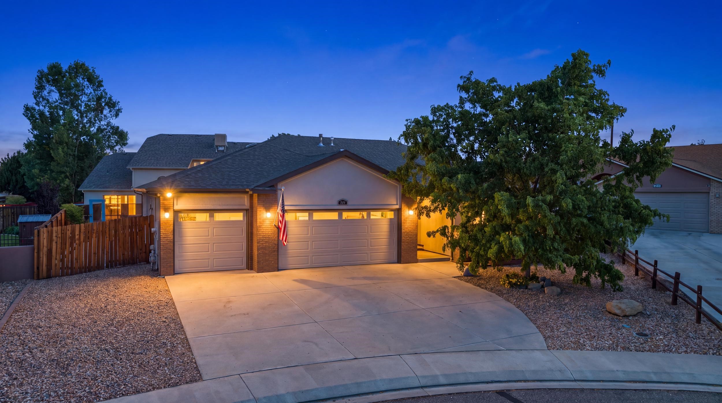 647 Pueblo Court — photo
